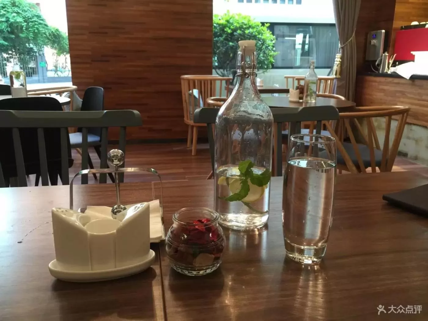 Restaurant/places to eat in Paco Hotel Gangding Metro Guangzhou