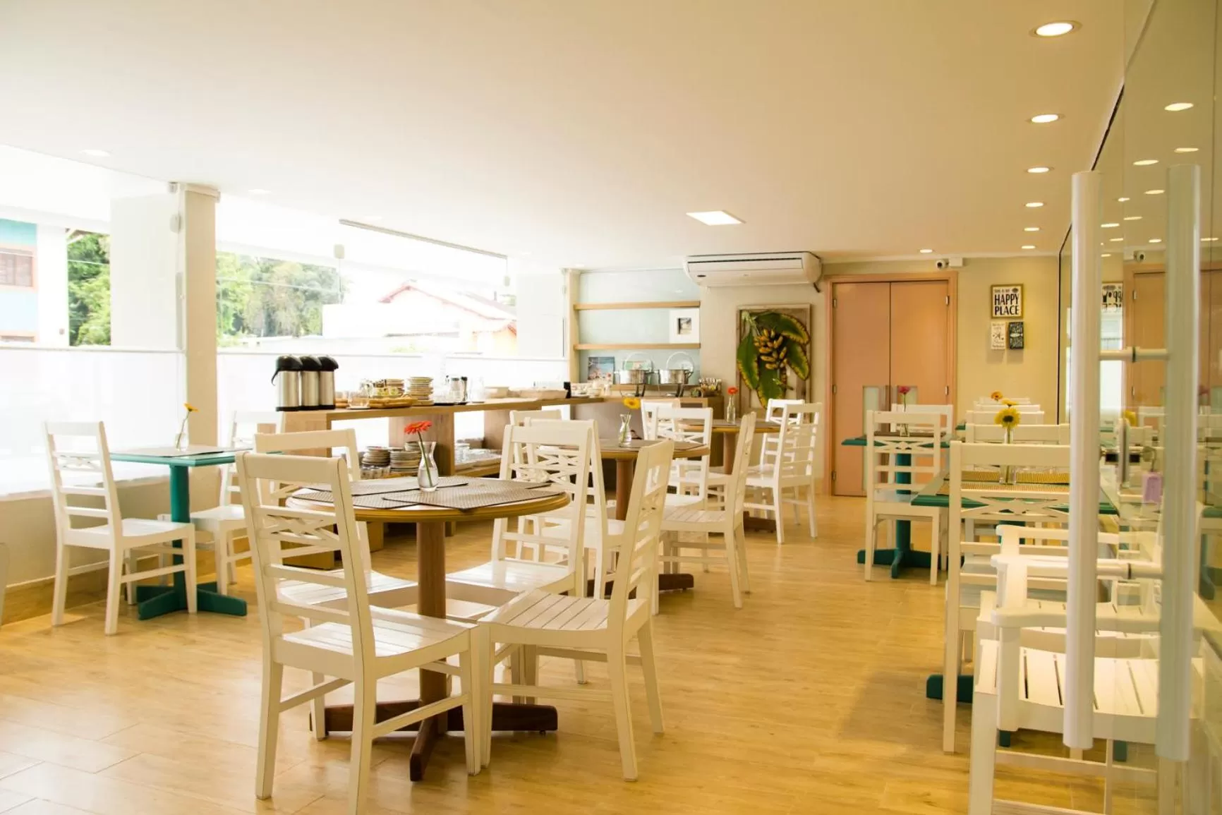 Restaurant/Places to Eat in Pousada Villa Di Enzo