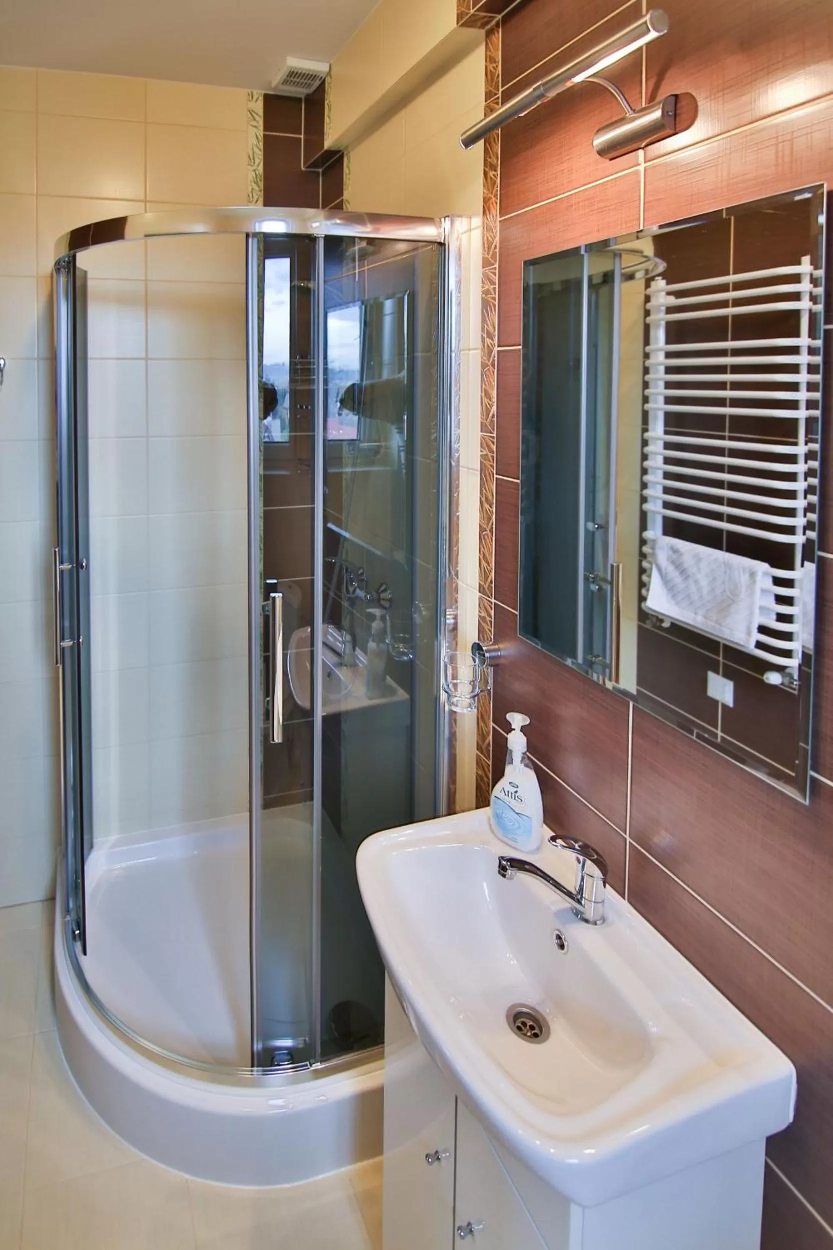 Photo of the whole room, Bathroom in Villa Kasper