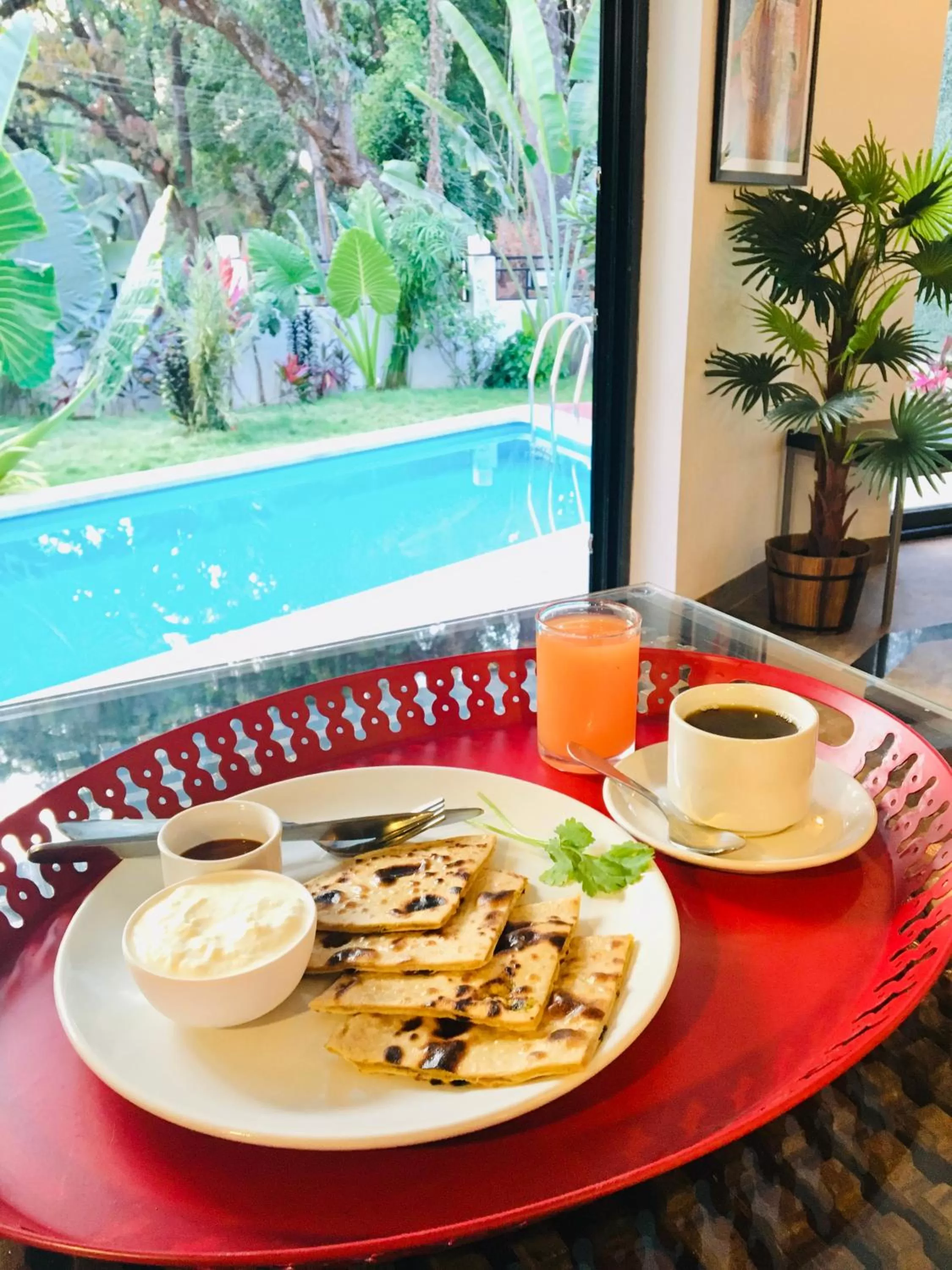 Food and drinks in HALF Hotel, Calangute