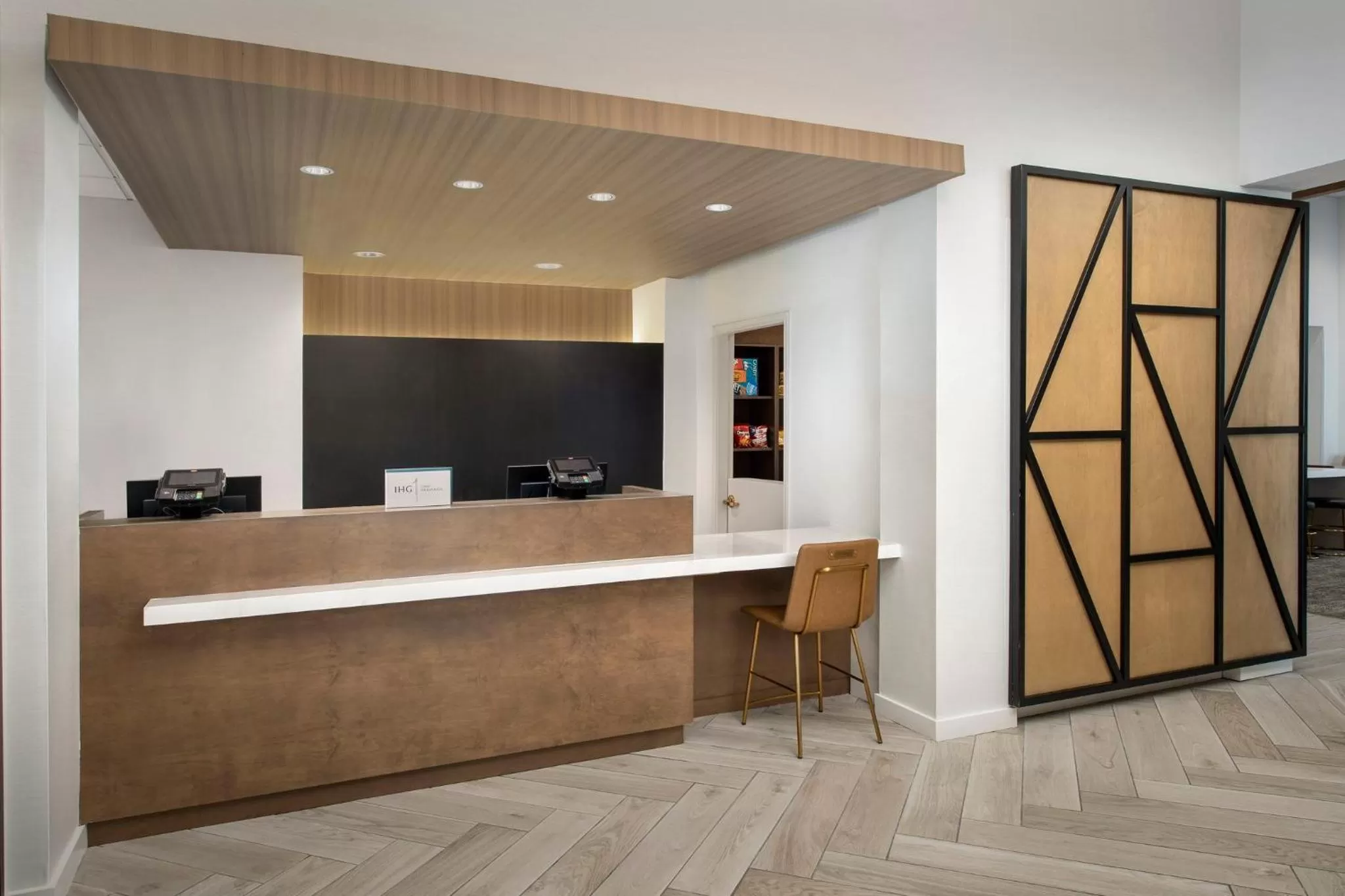 Property building in Staybridge Suites San Antonio Airport by IHG