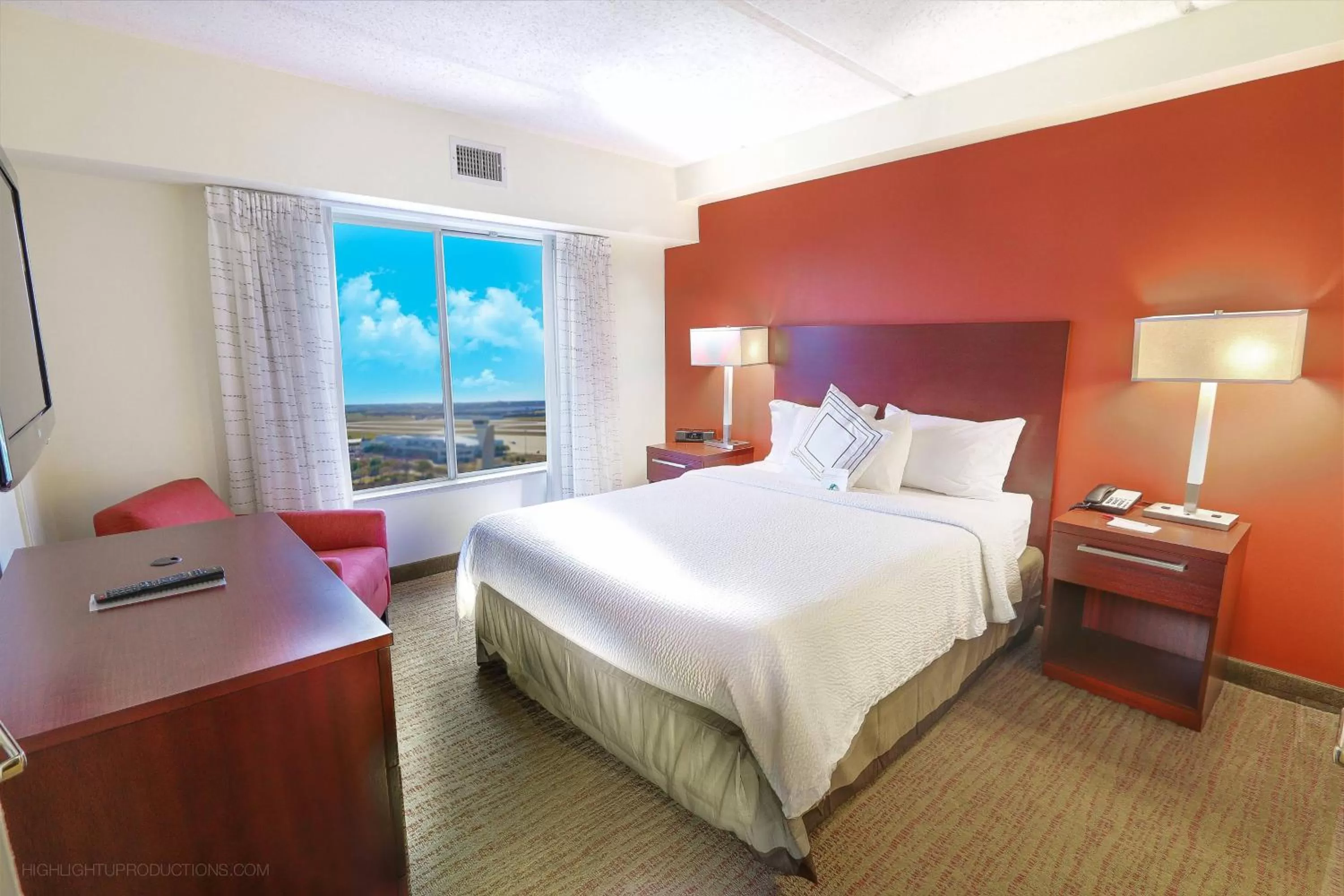 Bedroom, Bed in Residence Inn Fort Worth Alliance Airport