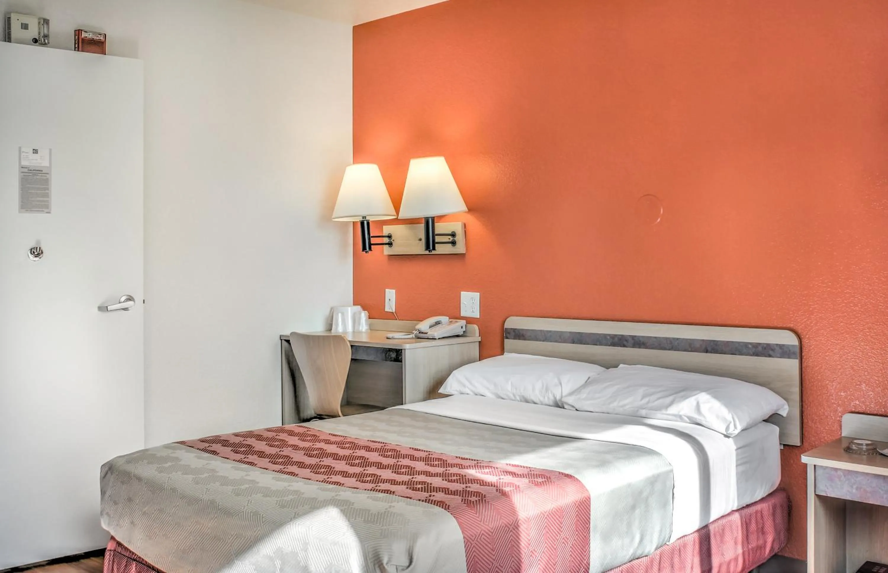 Bedroom, Bed in Motel 6-Mojave, CA