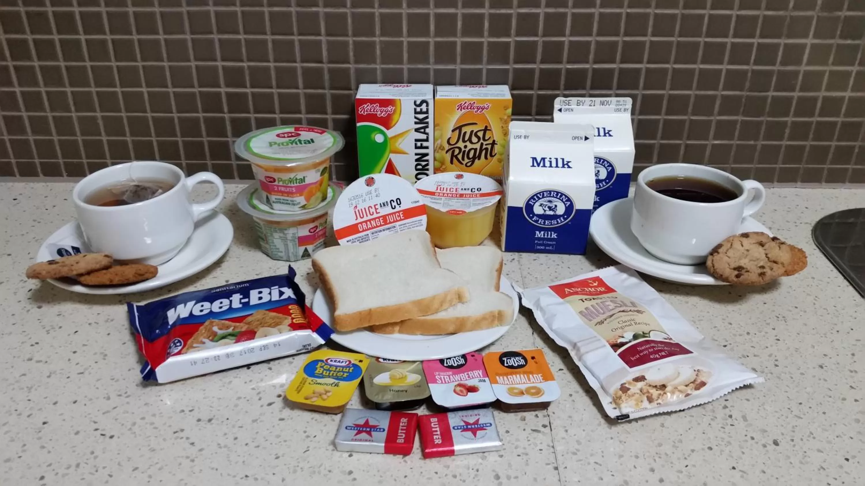 Food and drinks in Hyde Park Inn