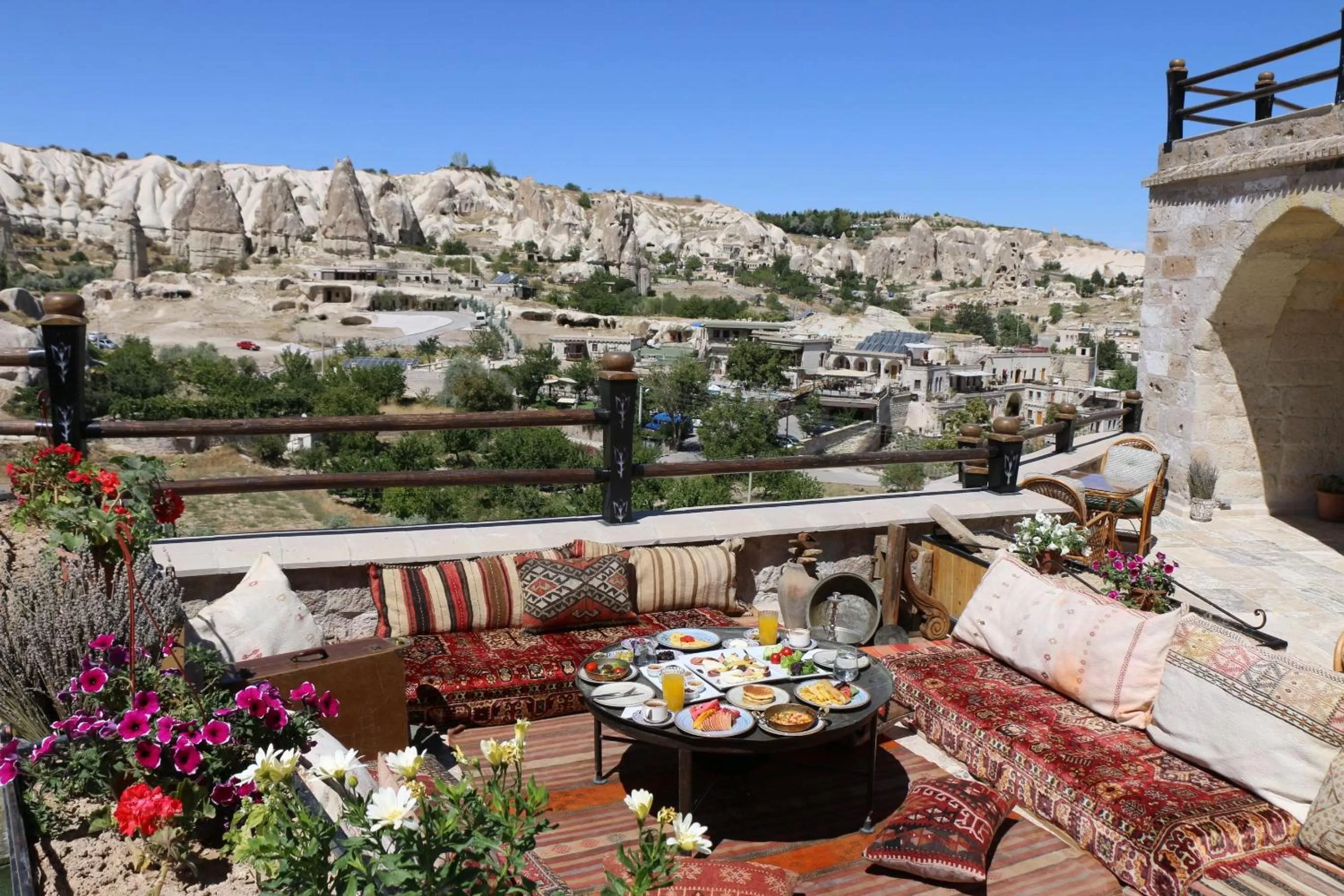 Natural landscape in Şah Saray Cave Suites Halal Hotel