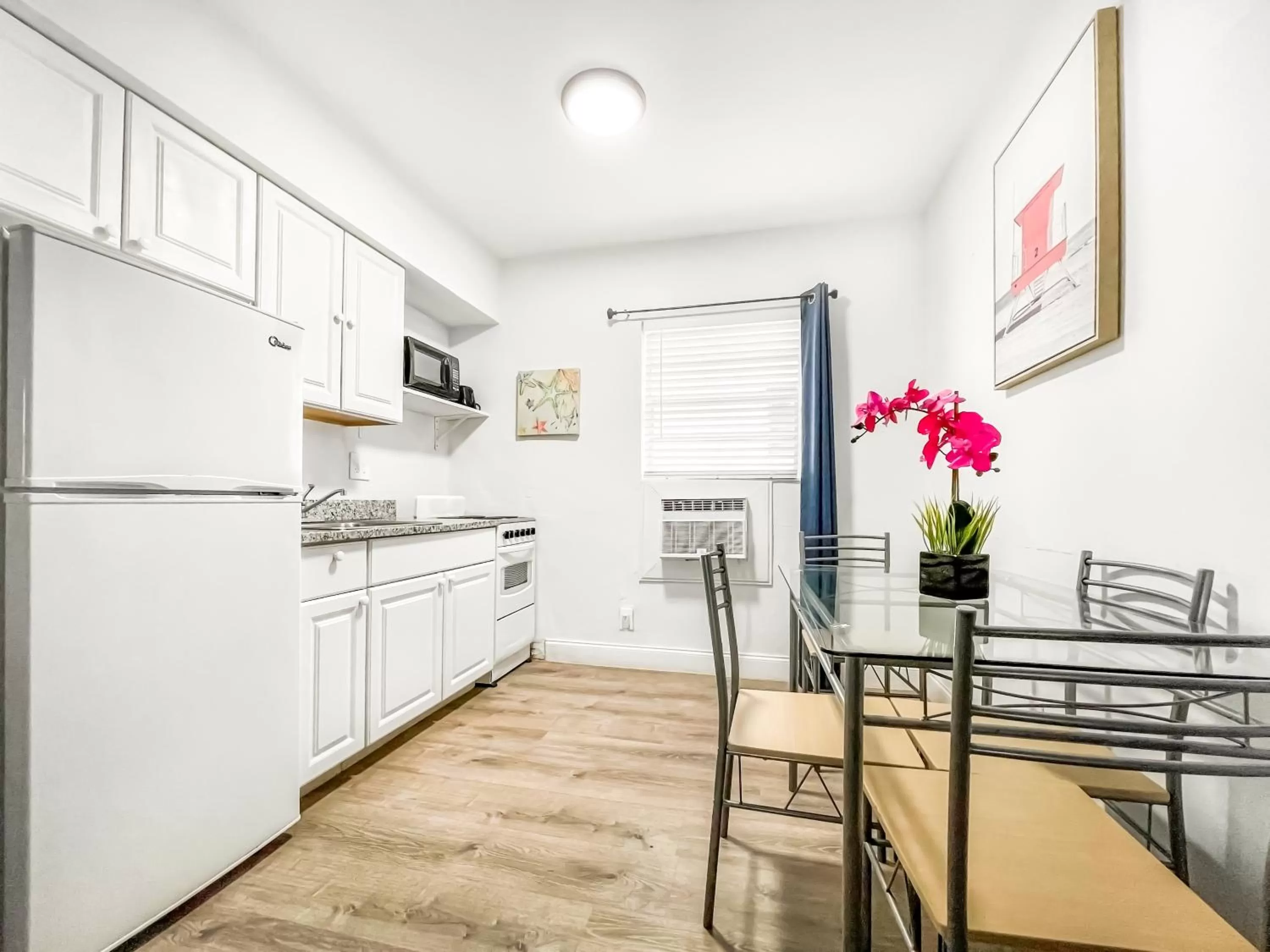 Kitchen or kitchenette in The Seagull