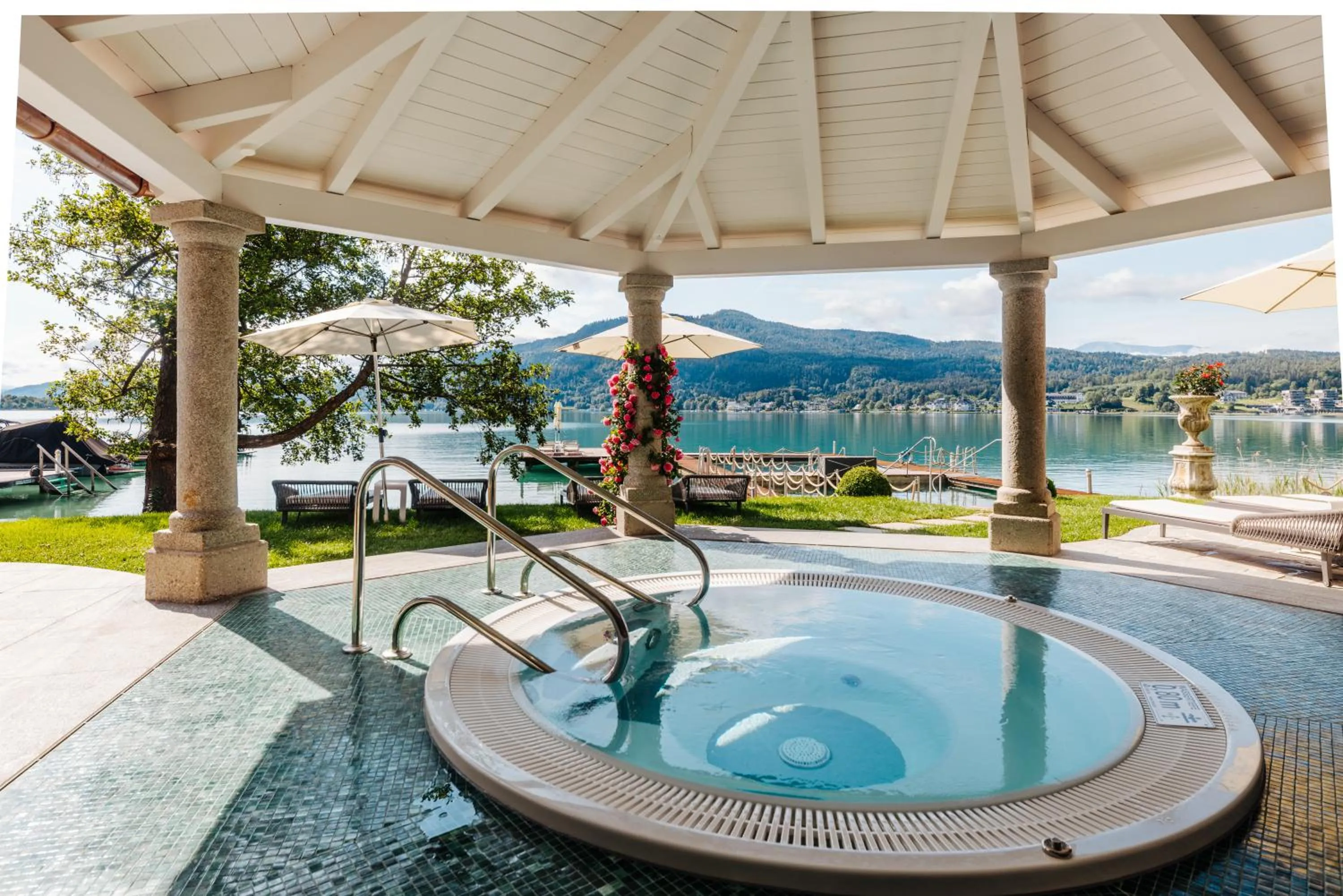 Beach in Hotel Schloss Seefels