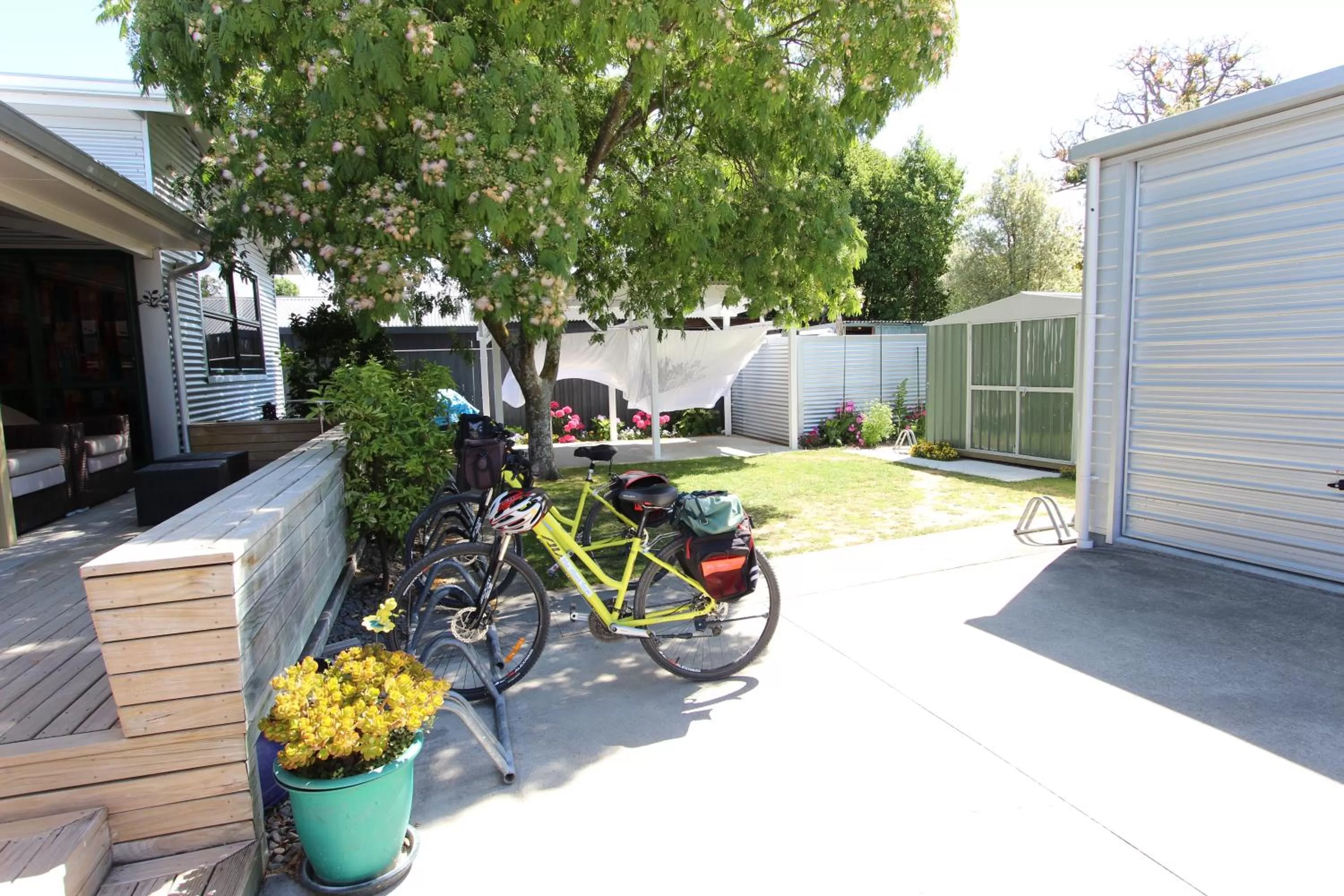 Property building in EMotel Napier