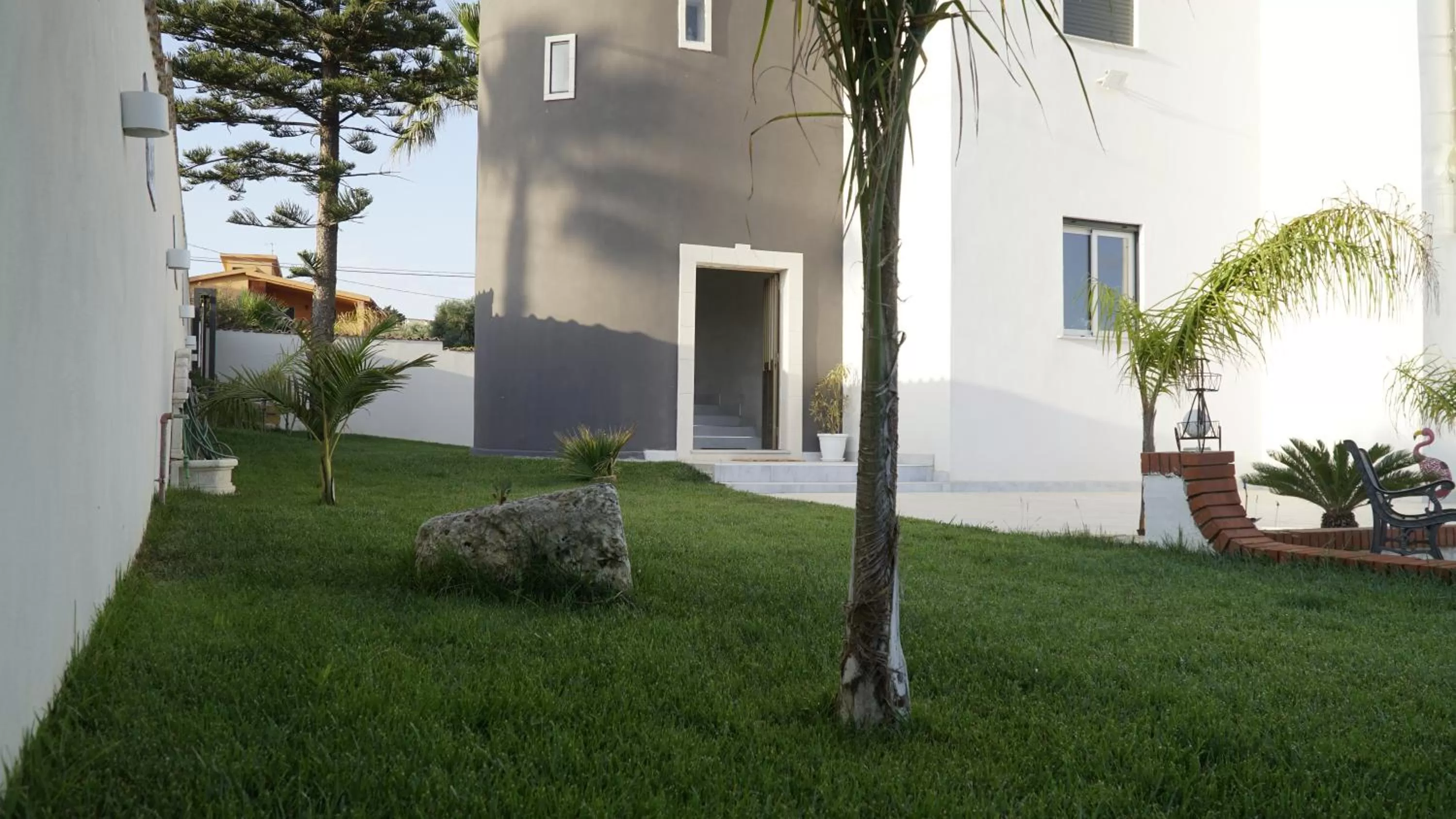 Property building in Deep Sea Residence