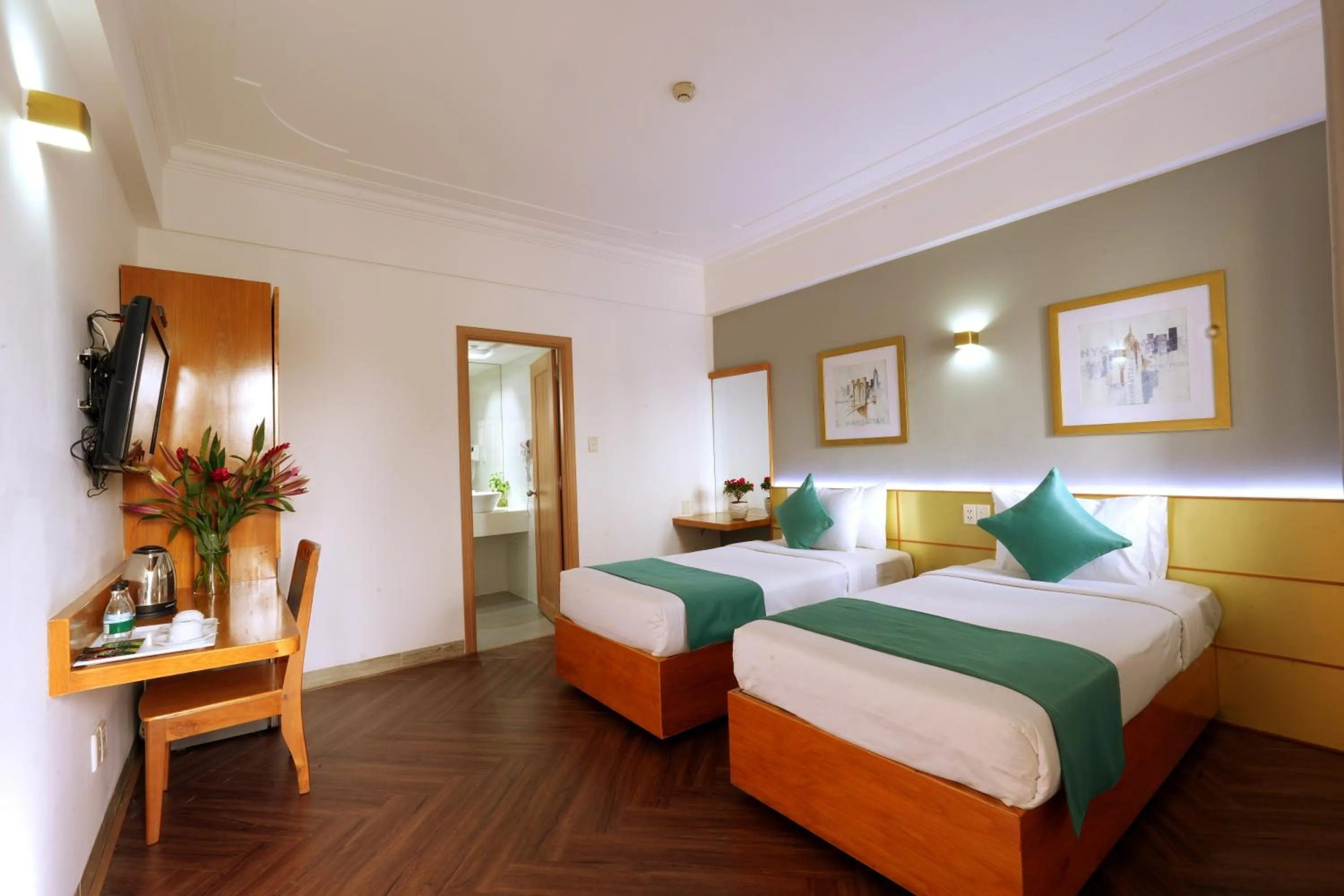 Bedroom in Sunshine Antique Hotel Saigon