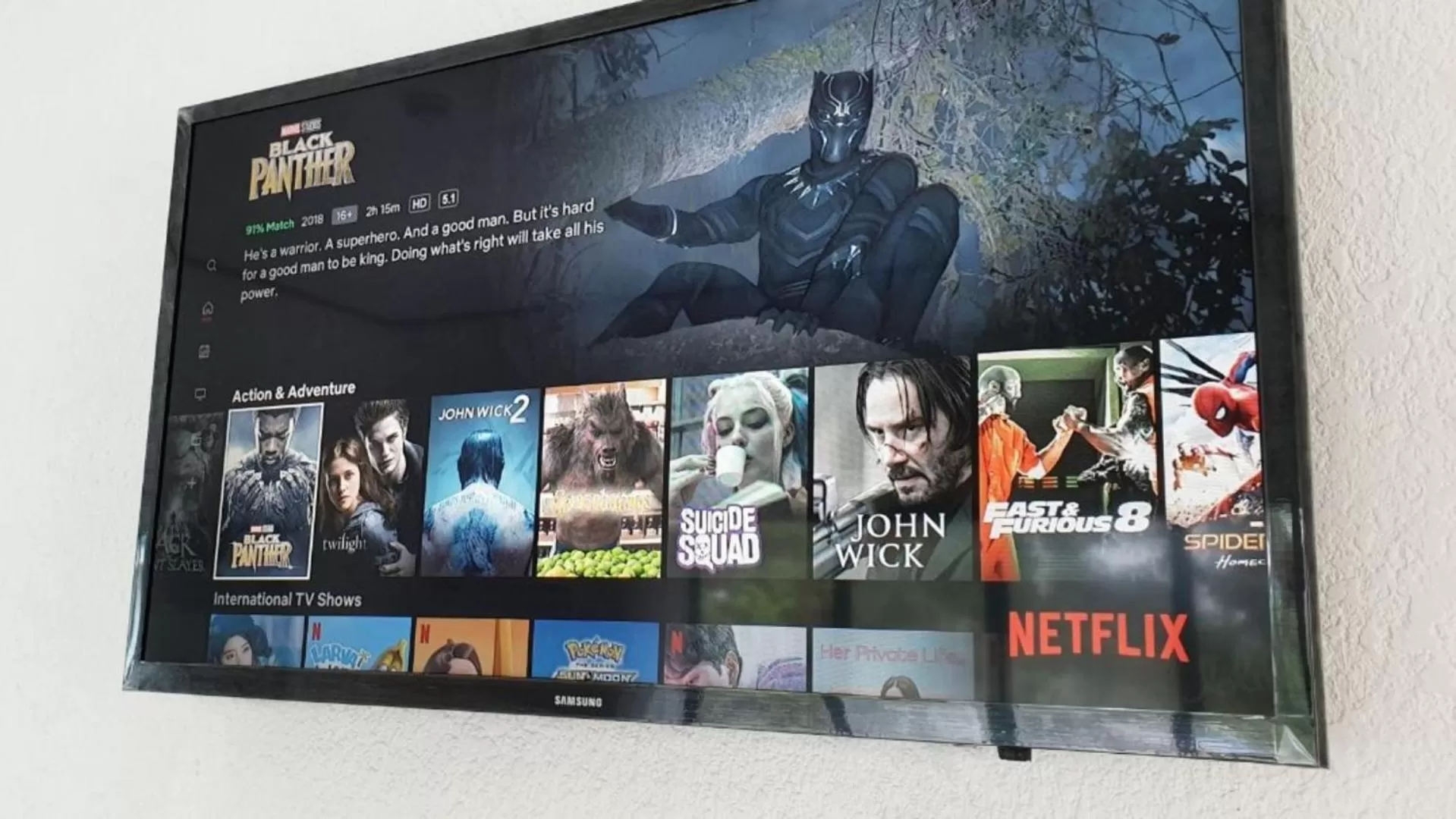 TV and multimedia in Pawikan Boutique Hotel