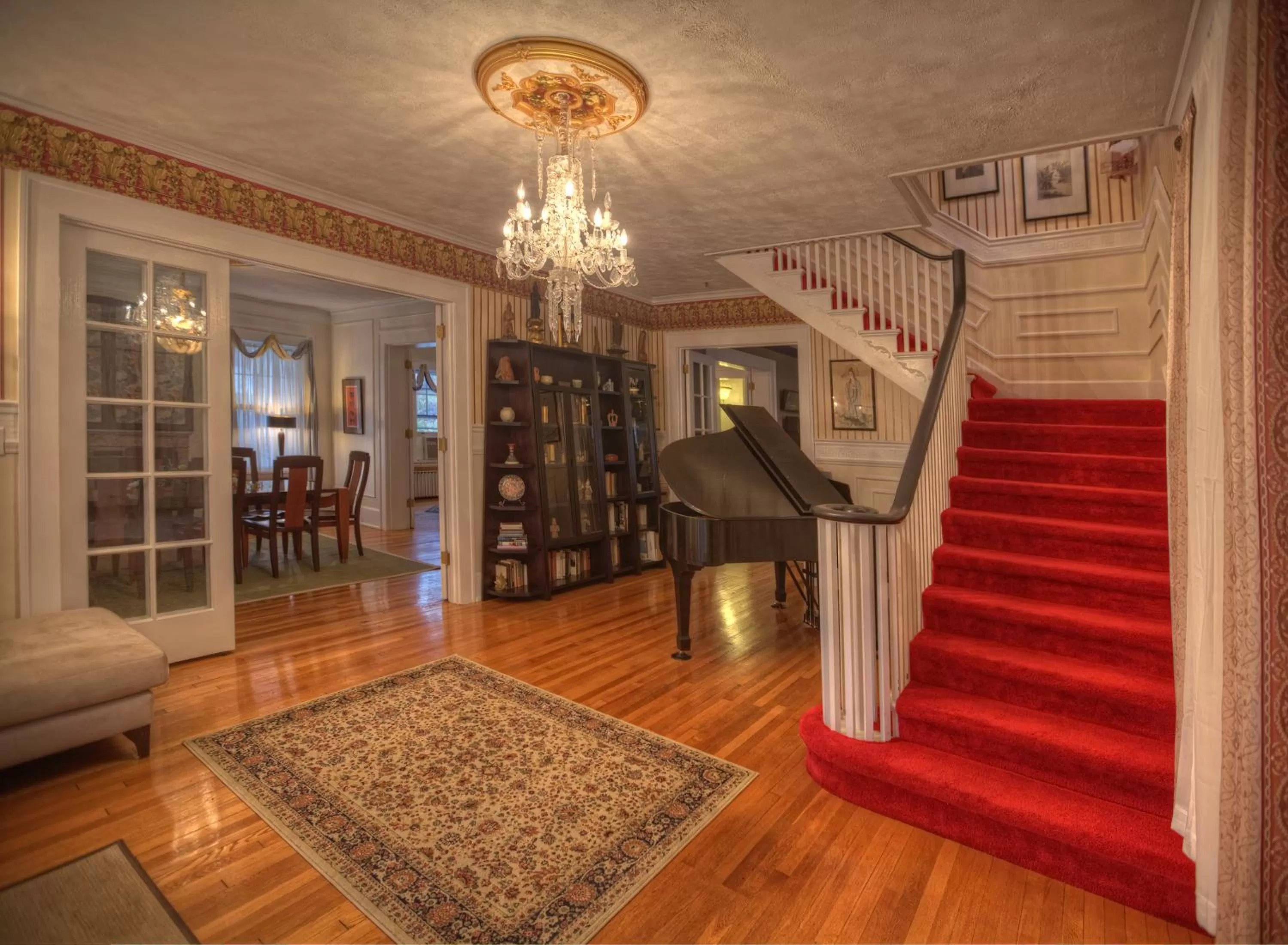 Facade/entrance in Bluefield Inn, a Select Registry Propery