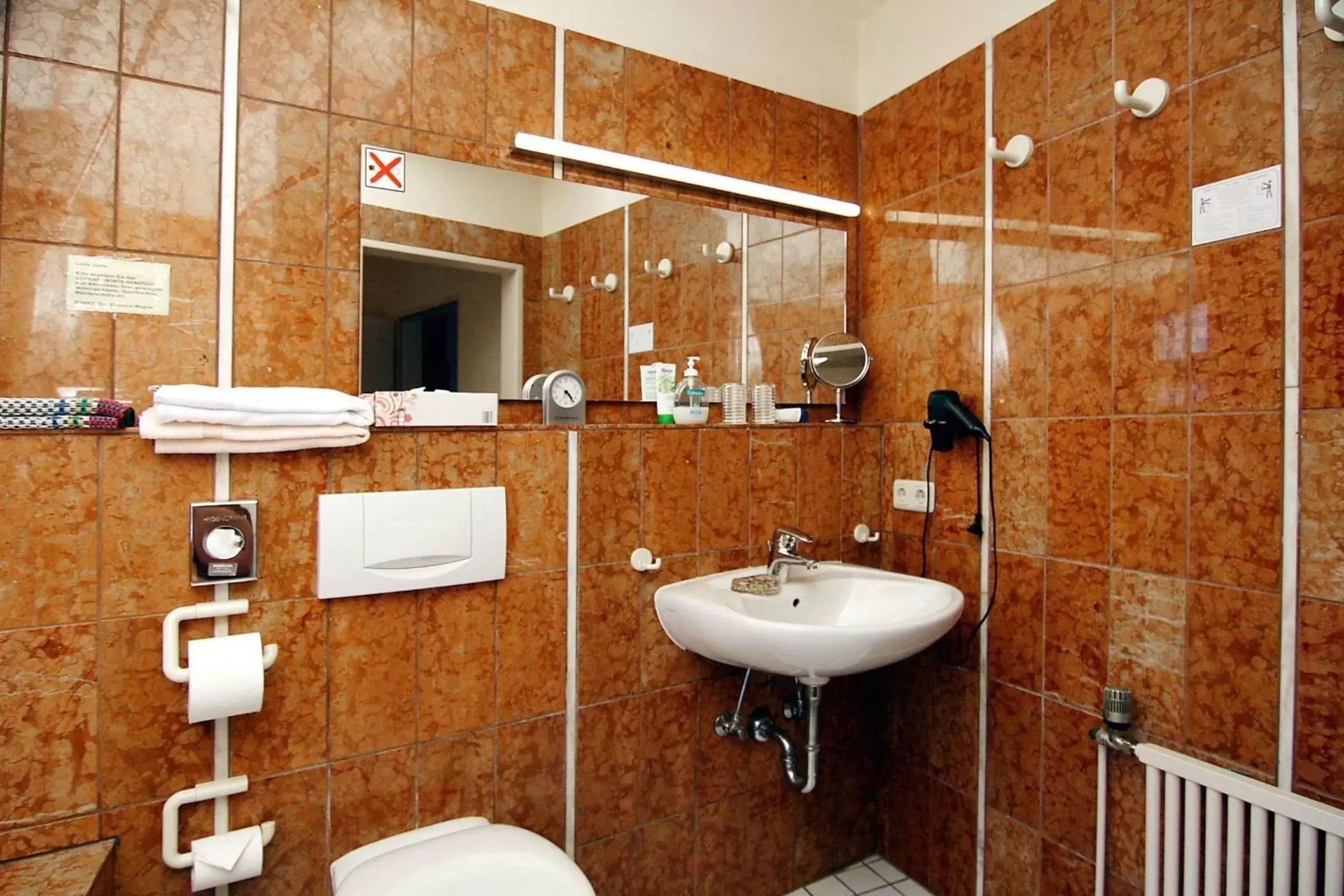 Double Room - single occupancy in Hotel im Hochzeitshaus Double Room - single occupancy in Hotel im Hochzeitshaus