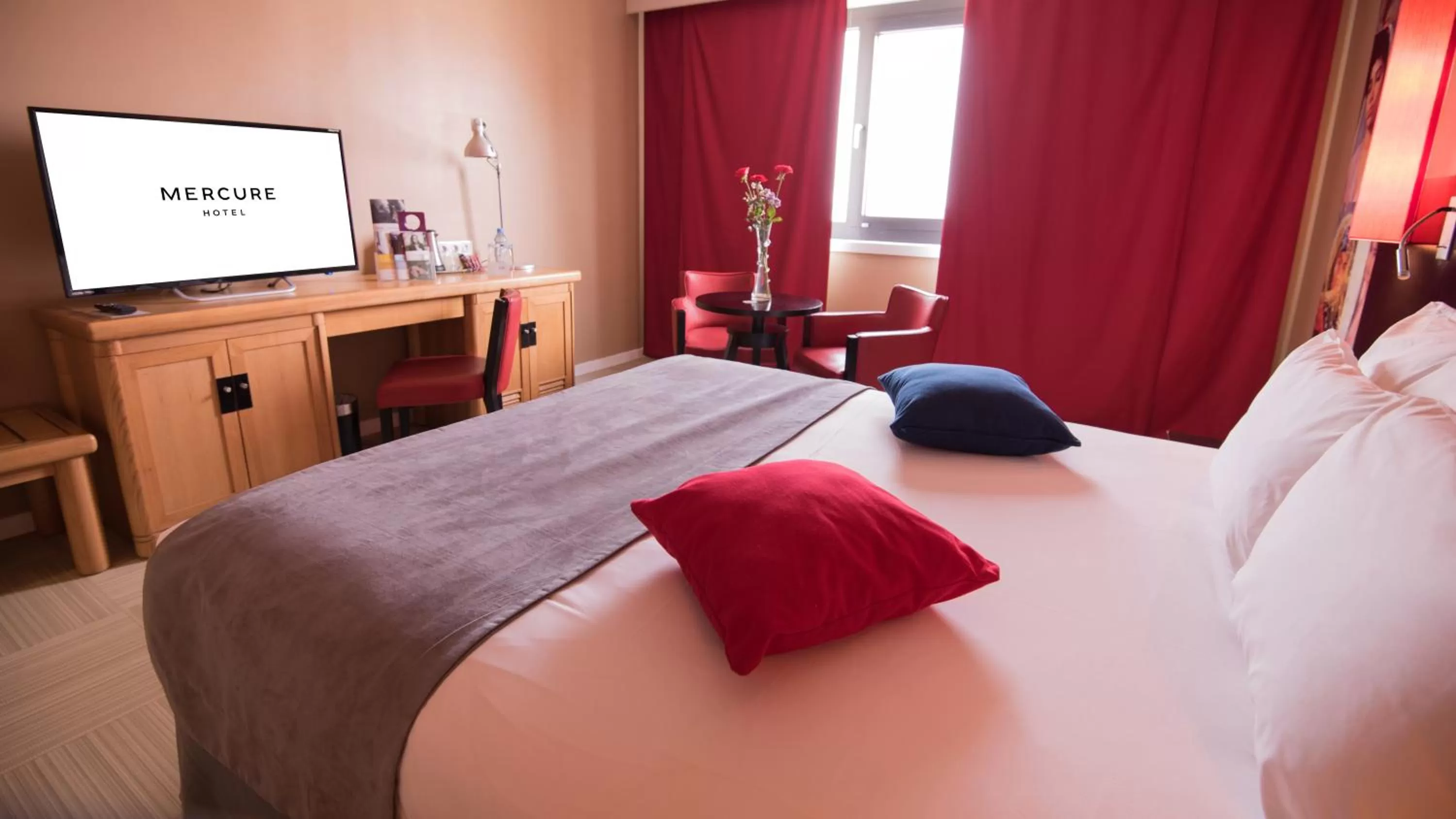 Bedroom, Bed in Hotel Mercure Alger Aéroport