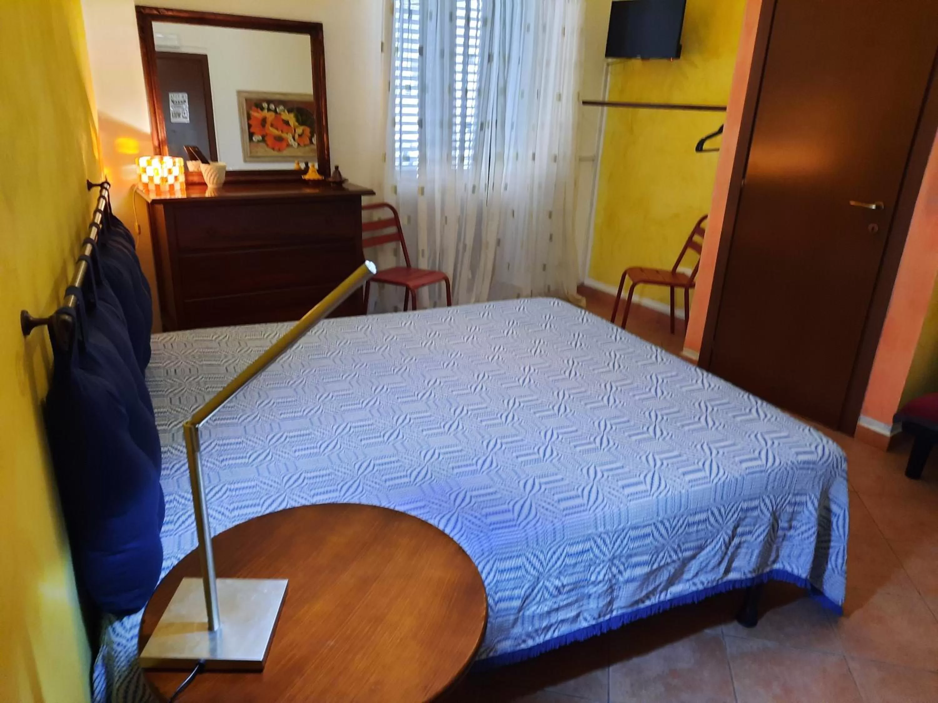 Photo of the whole room, Bed in Nostra casa rooms