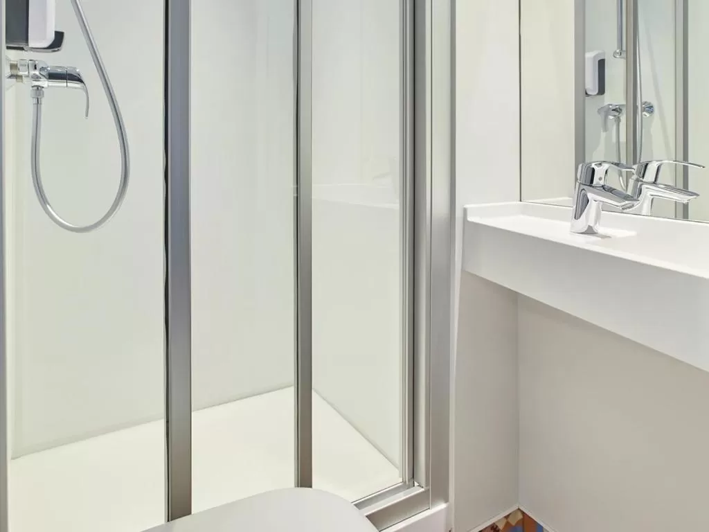 Bathroom in hotelF1 Lyon Gerland Vénissieux