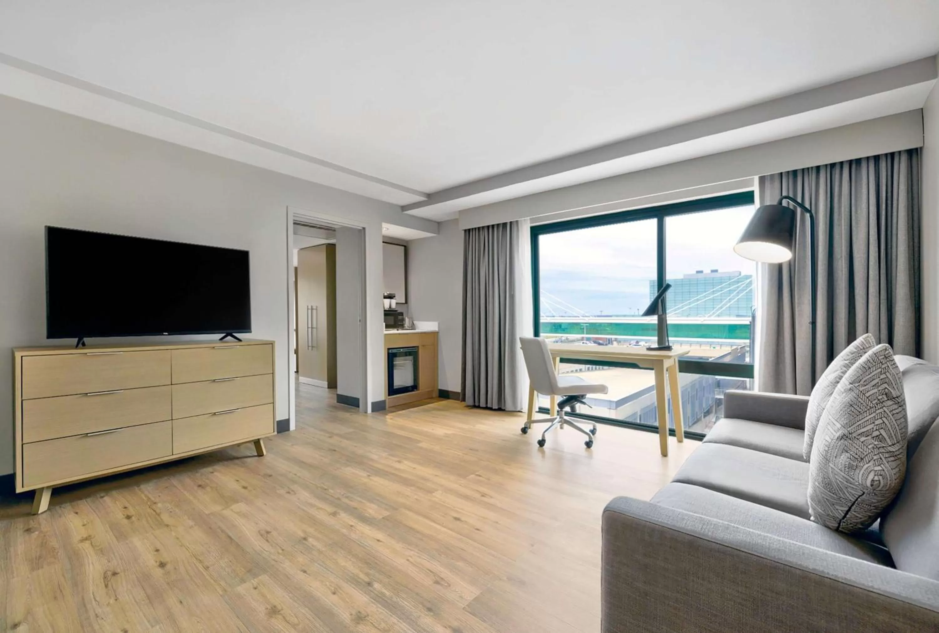 Bedroom in DoubleTree by Hilton Davenport