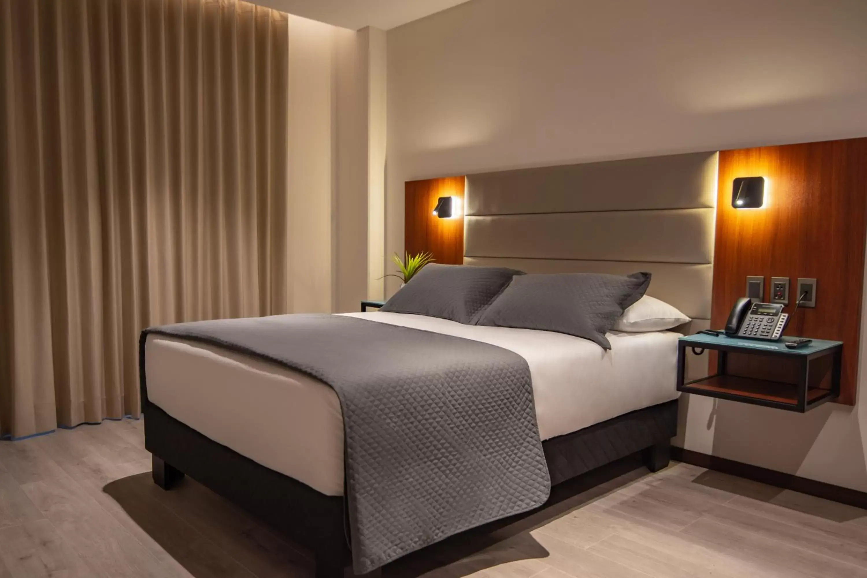 Standard Single Room in Mitru Express Hotel Standard Single Room in Mitru Express Hotel