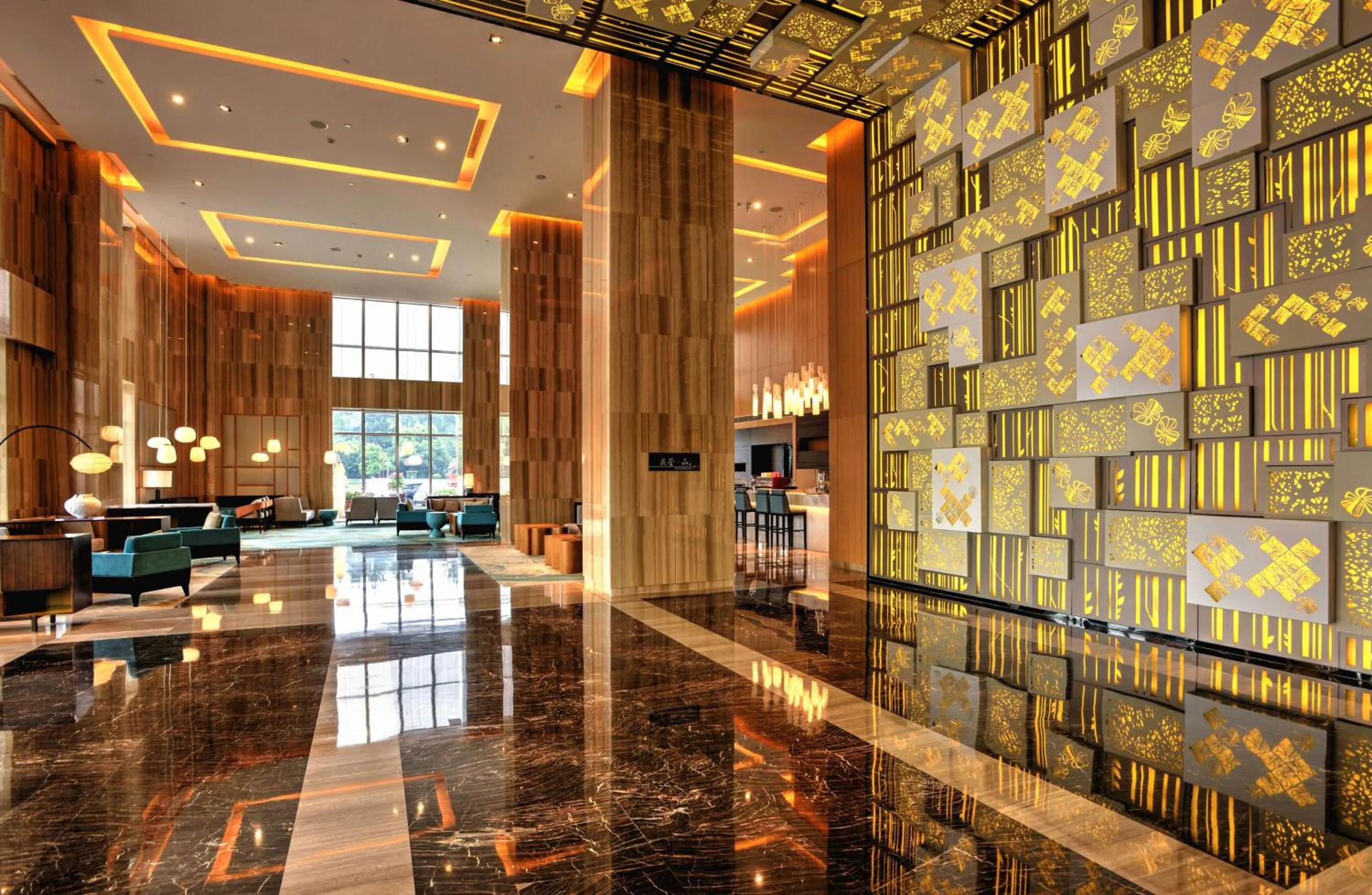 Lobby or reception in Hilton Garden Inn Chengdu Huayang