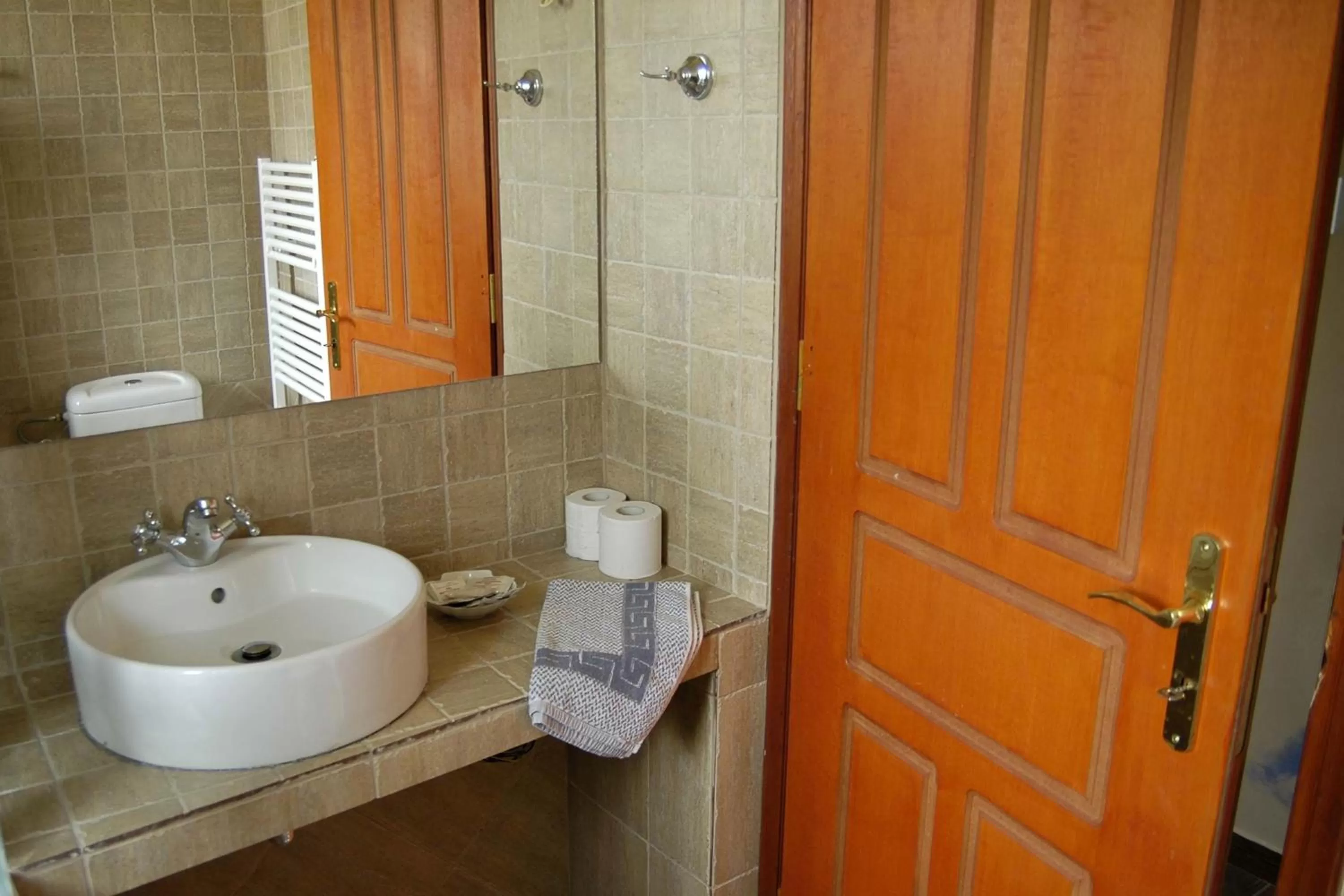 Bathroom in Filoxenia Studios