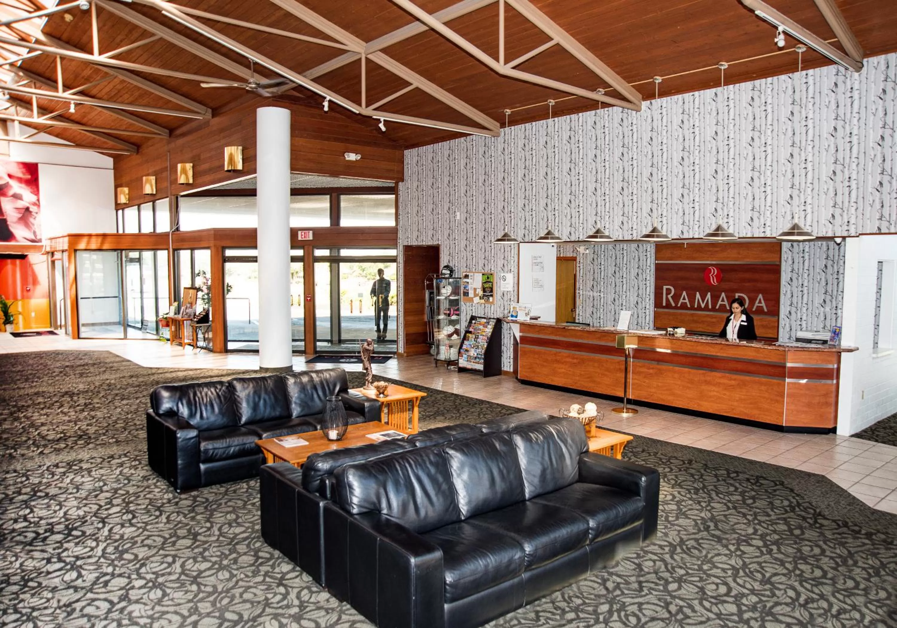 Lobby or reception in Ramada by Wyndham Cedar City