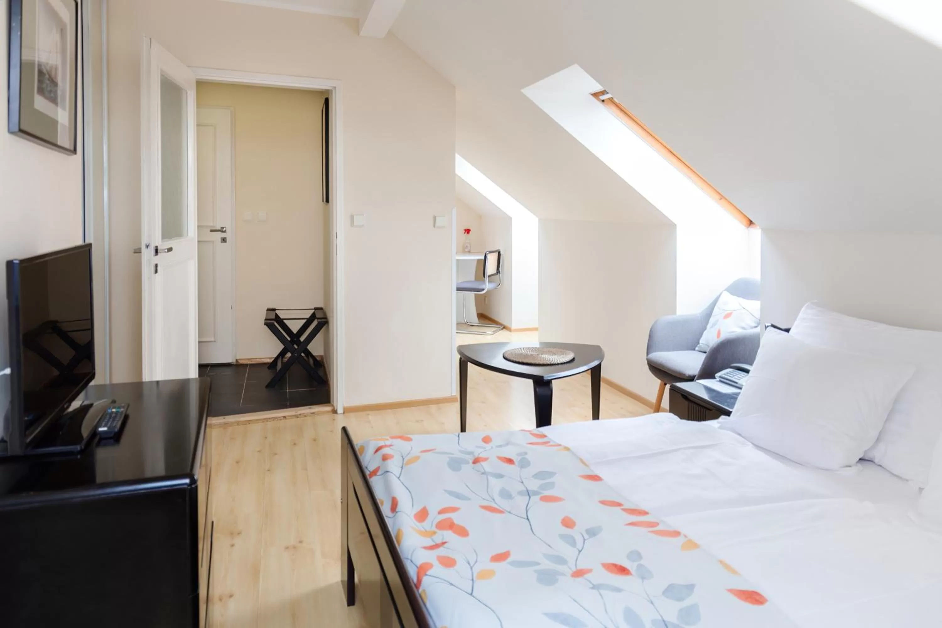 Bedroom, Bed in Hotel Orion