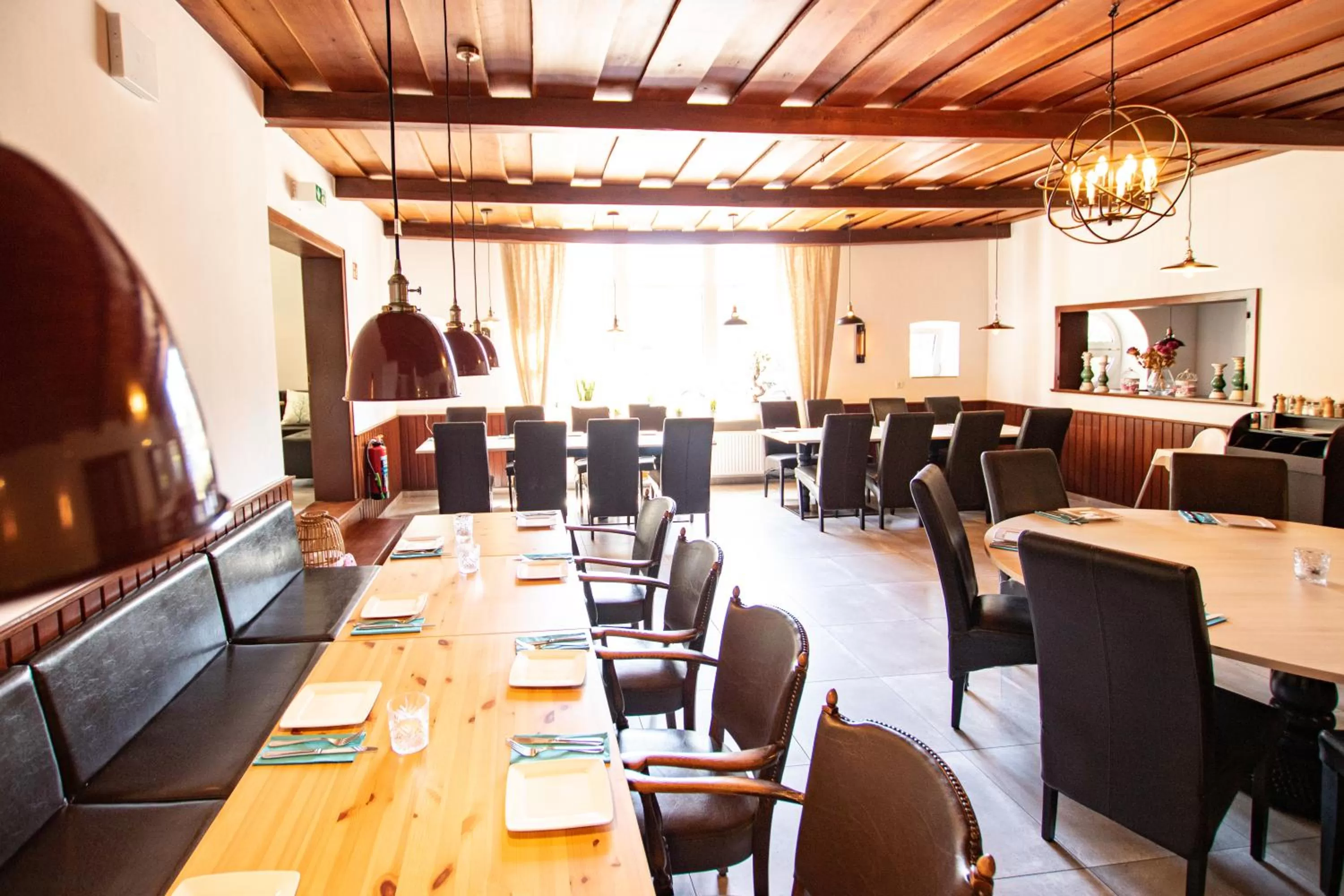 Restaurant/places to eat in El Capitan nähe Movie Park