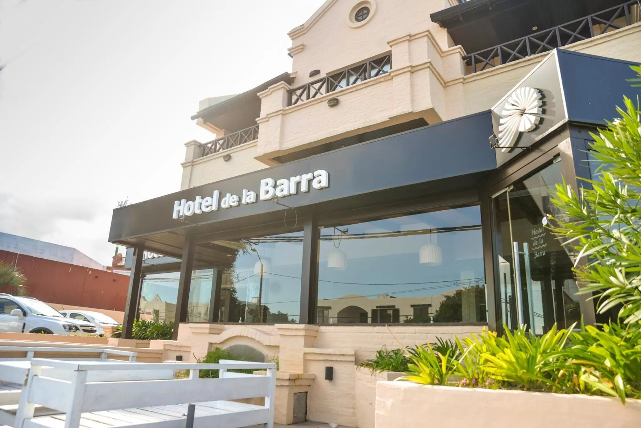 Property Building in Hotel De La Barra