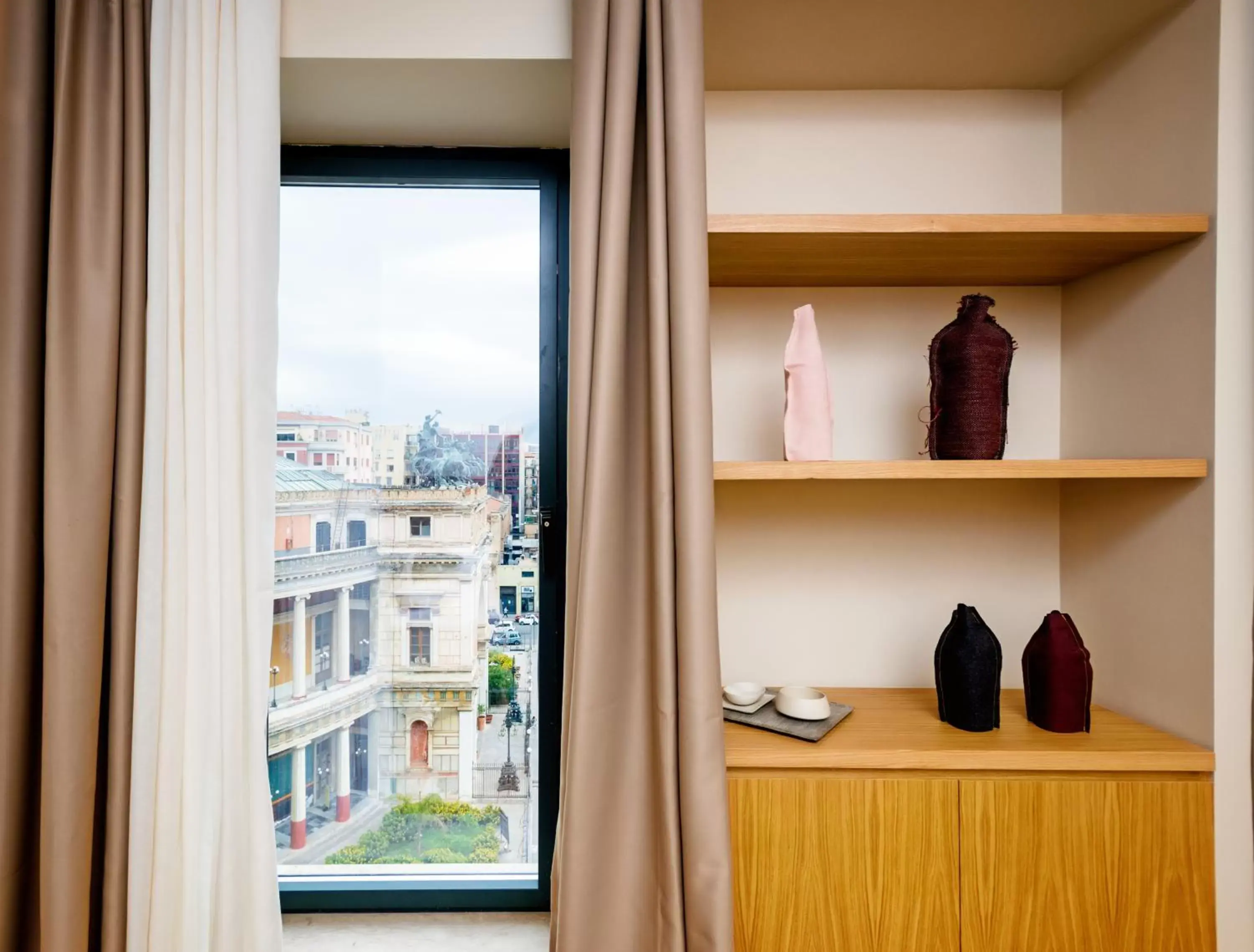 Superior Double Room in Hotel Politeama Superior Double Room in Hotel Politeama