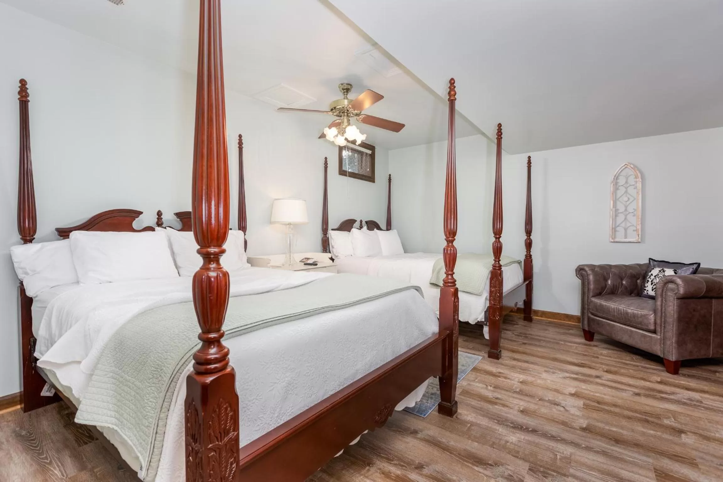 Bed in The Shaffner Inn