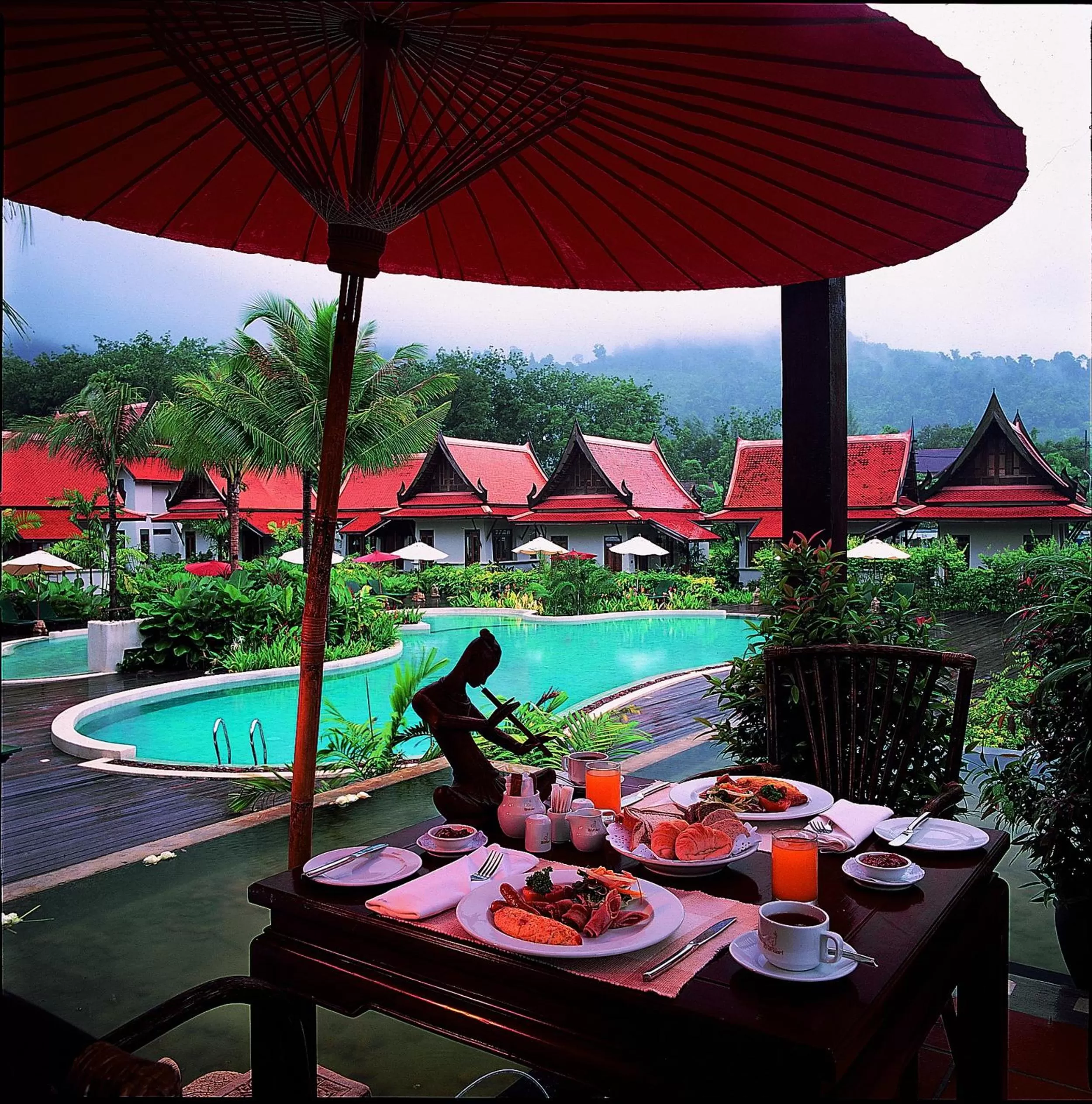 Restaurant/places to eat in Khaolak Bhandari Resort & Spa