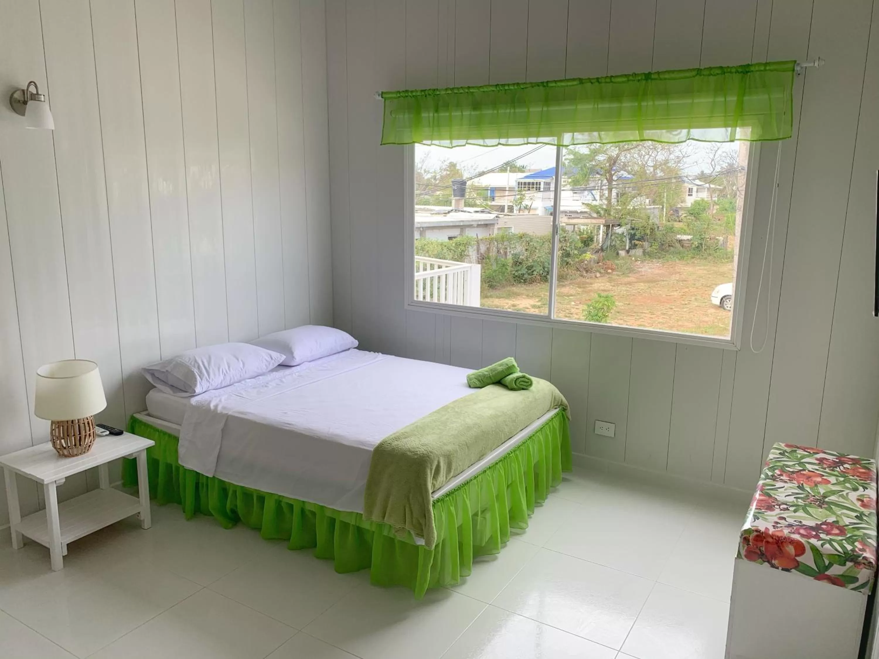 Bed in Tropical Coral