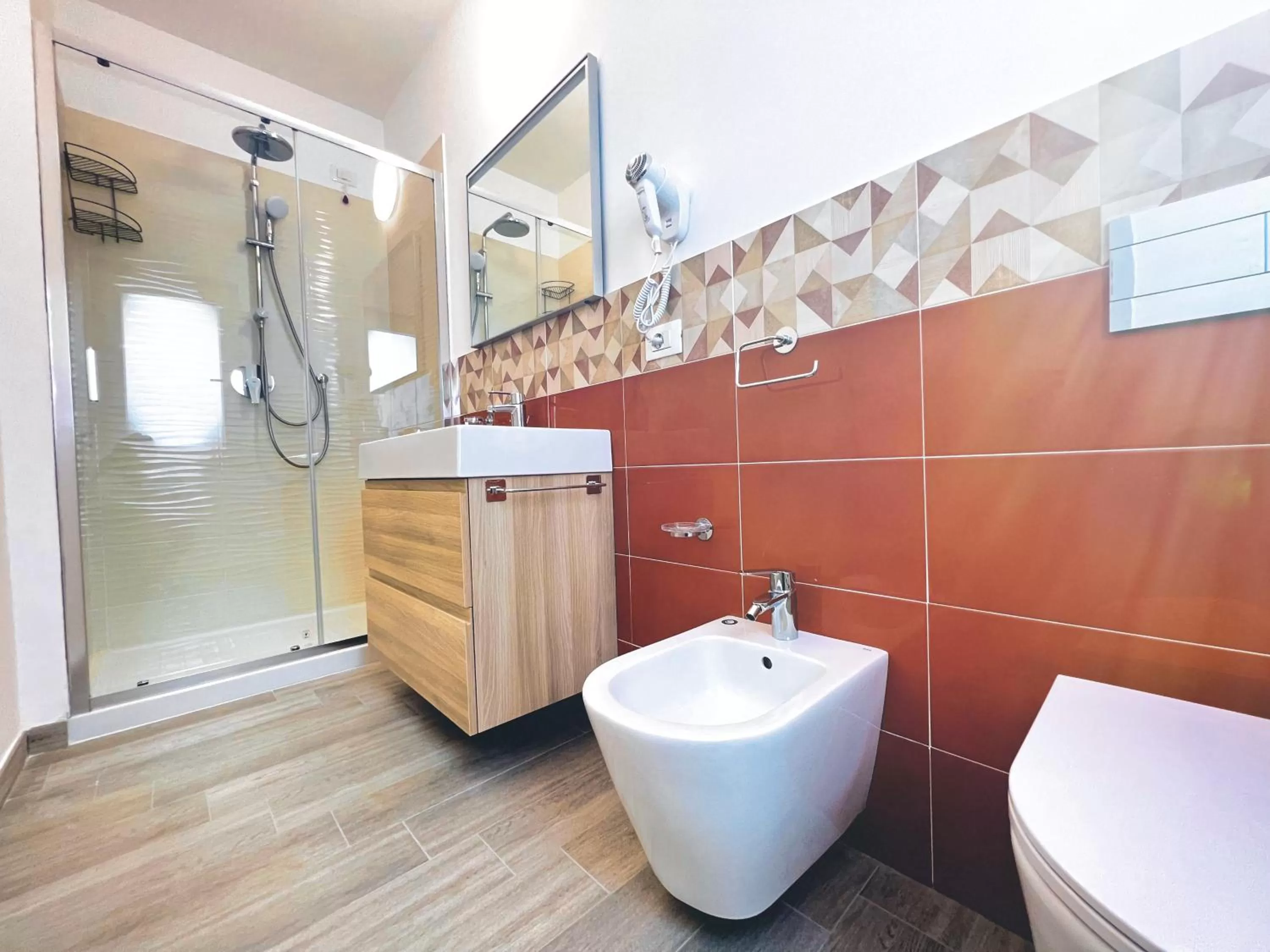 Shower in Perla Blu Tropea