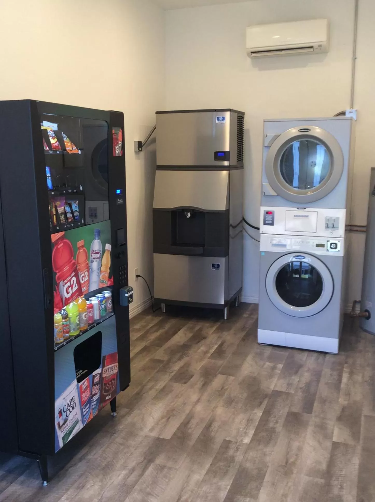 Area and facilities in Lost Inn Paradise