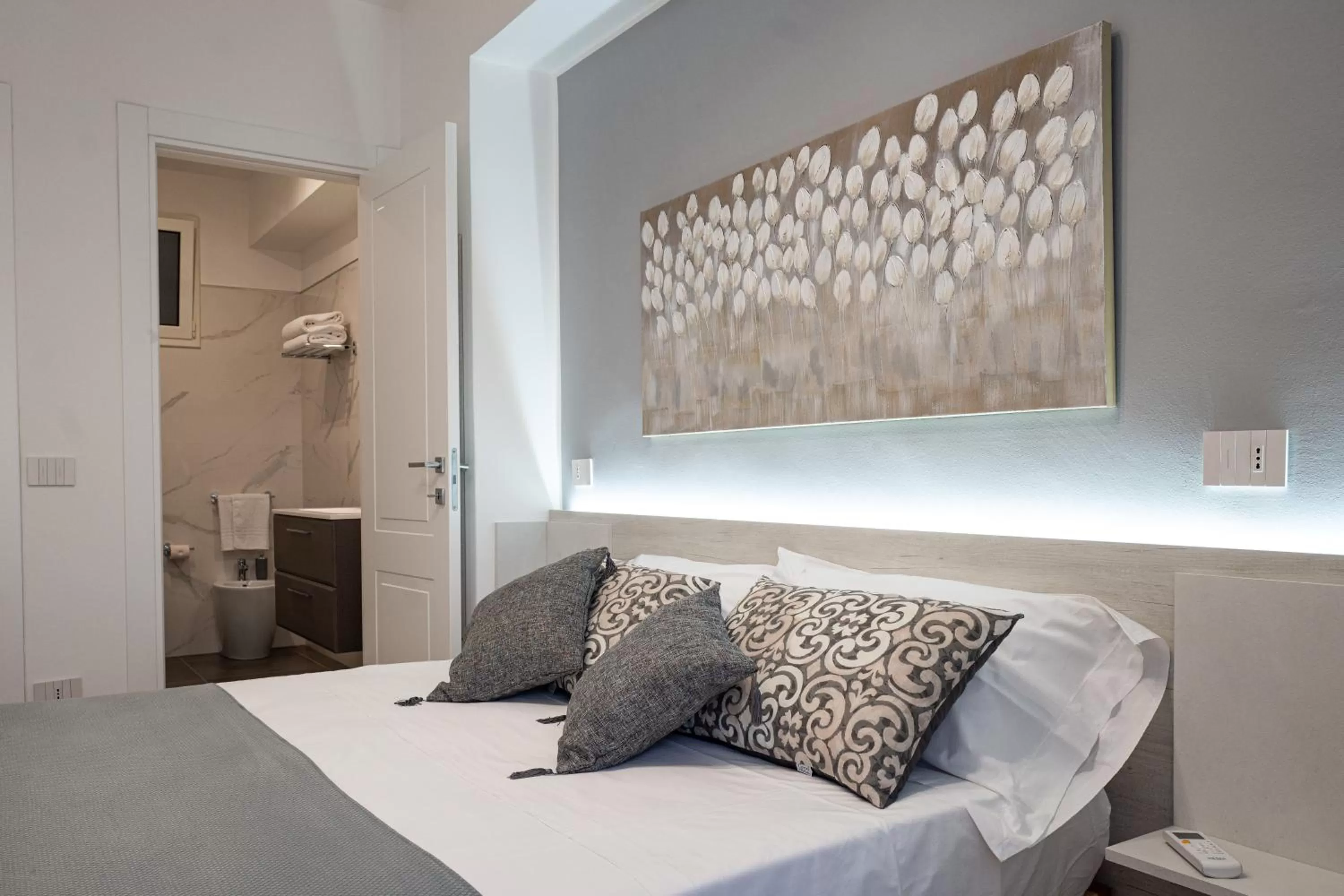 Photo of the whole room, Bed in A Due Passi - Guest House