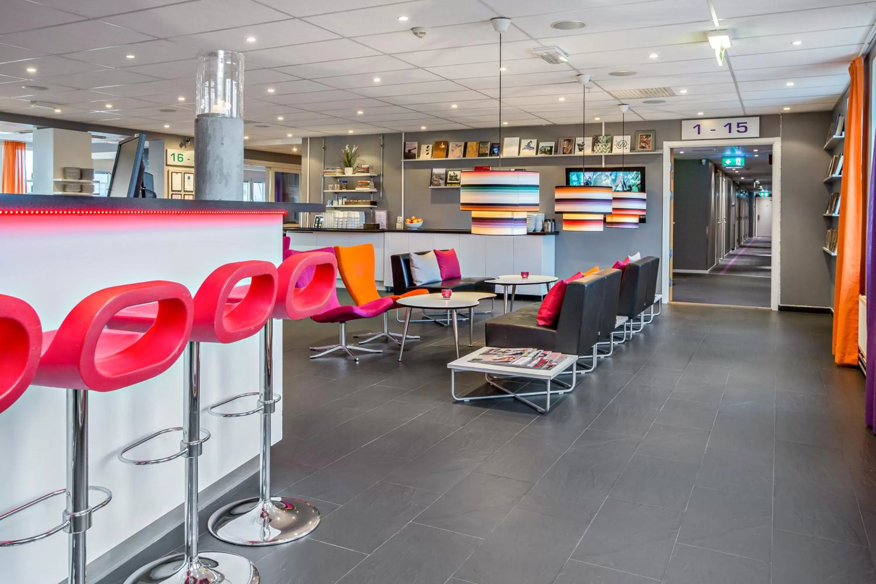 Lounge or bar in Sure Hotel by Best Western Stockholm Alvsjo