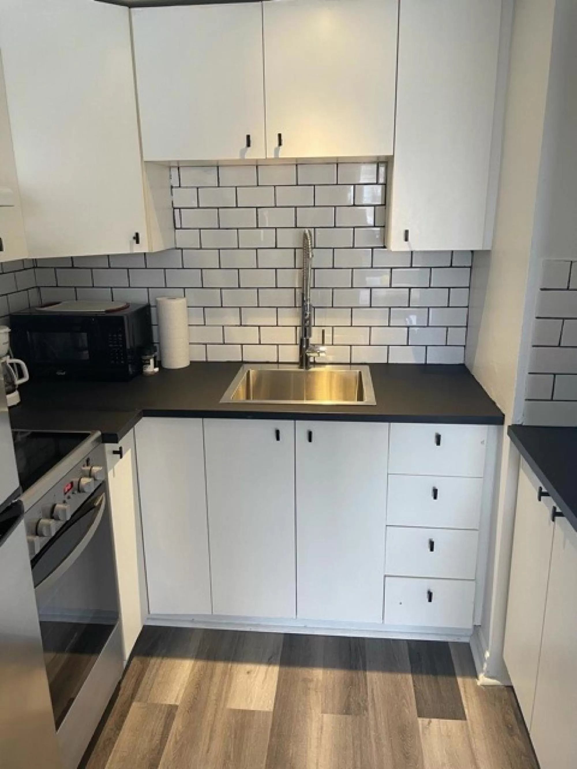 Kitchen/Kitchenette in Faubourg Ste Cath