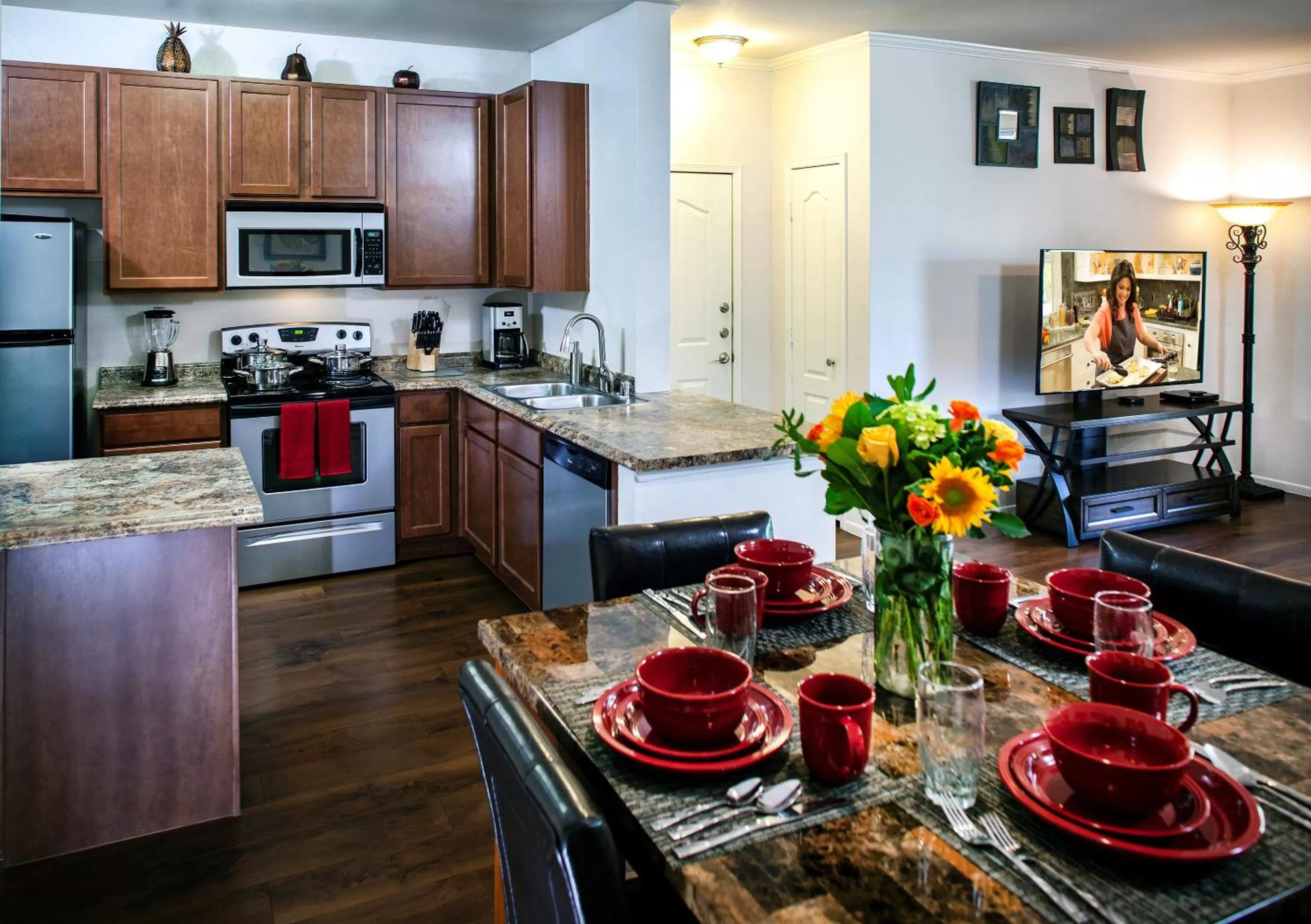 Kitchen or kitchenette, Kitchen/Kitchenette in Luxury Condos by Meridian CondoResorts- Scottsdale