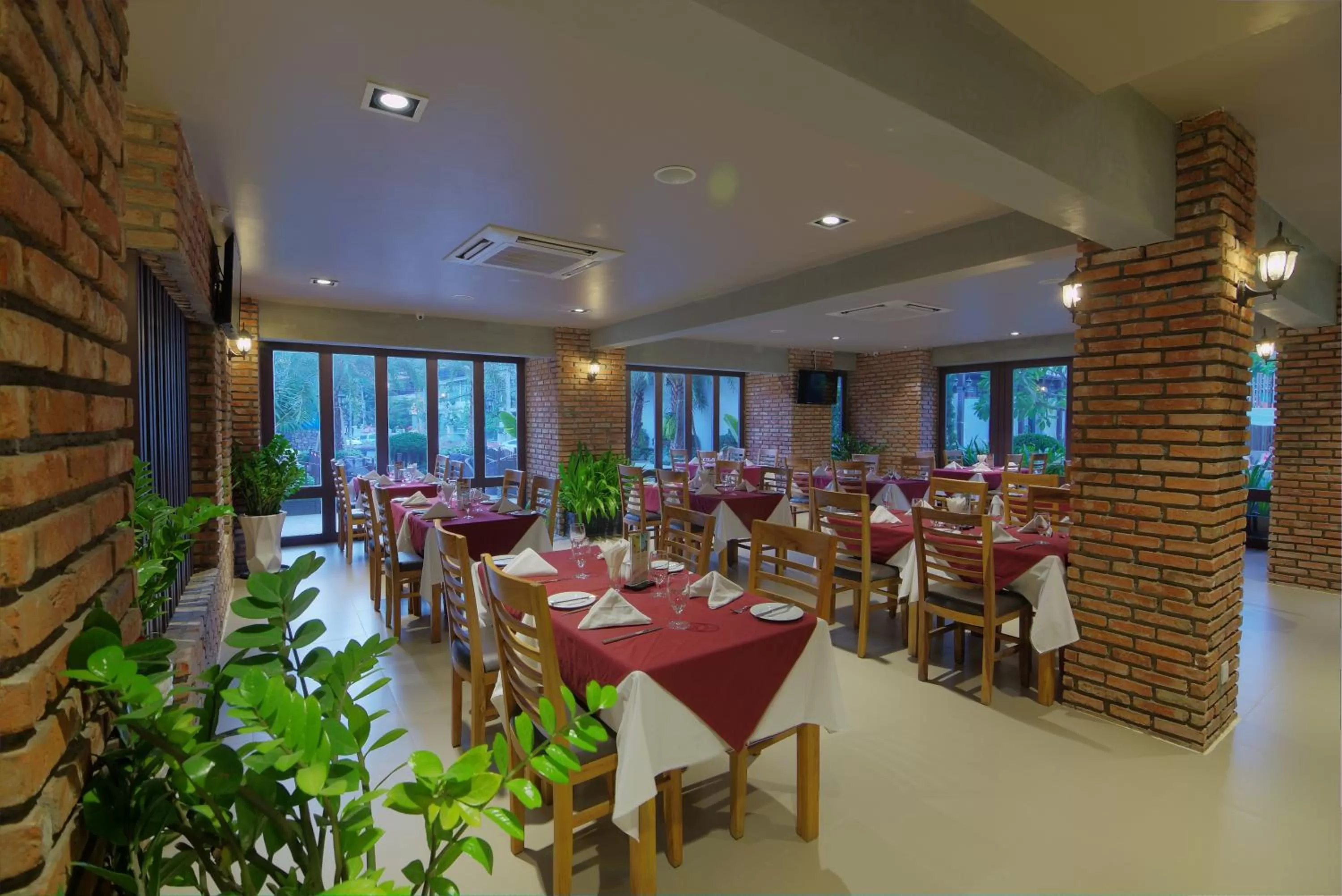 Restaurant/places to eat in Anik Boutique Hotel & Spa on Norodom Blvd