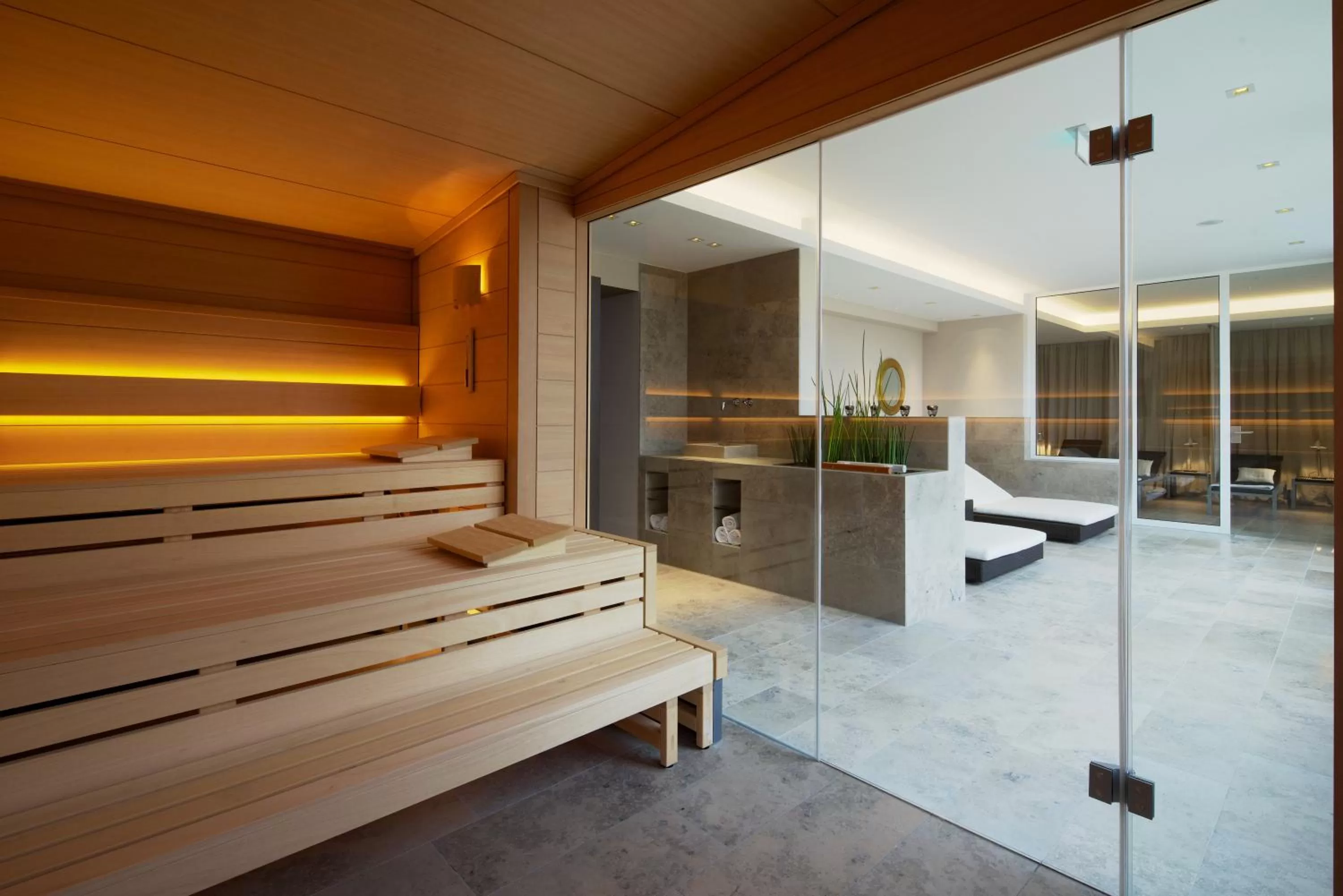 Sauna, Bed in Dorint Parkhotel Meißen