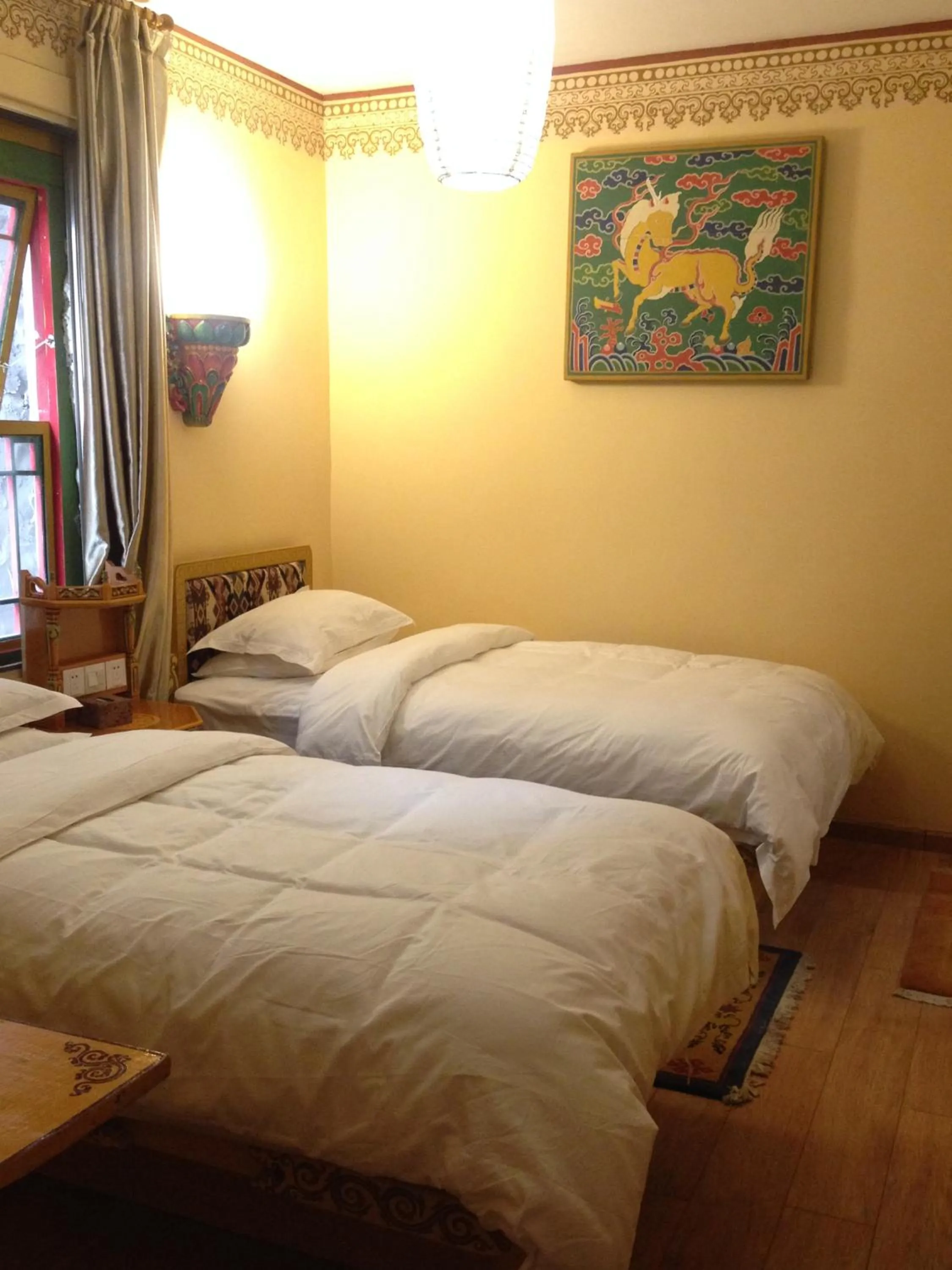 Twin Room with Private Bathroom in Tashitakge Hotel