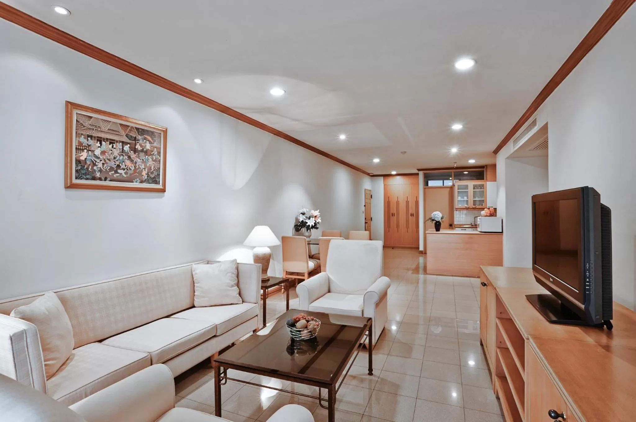 TV and multimedia in Riverine Place Hotel and Residence