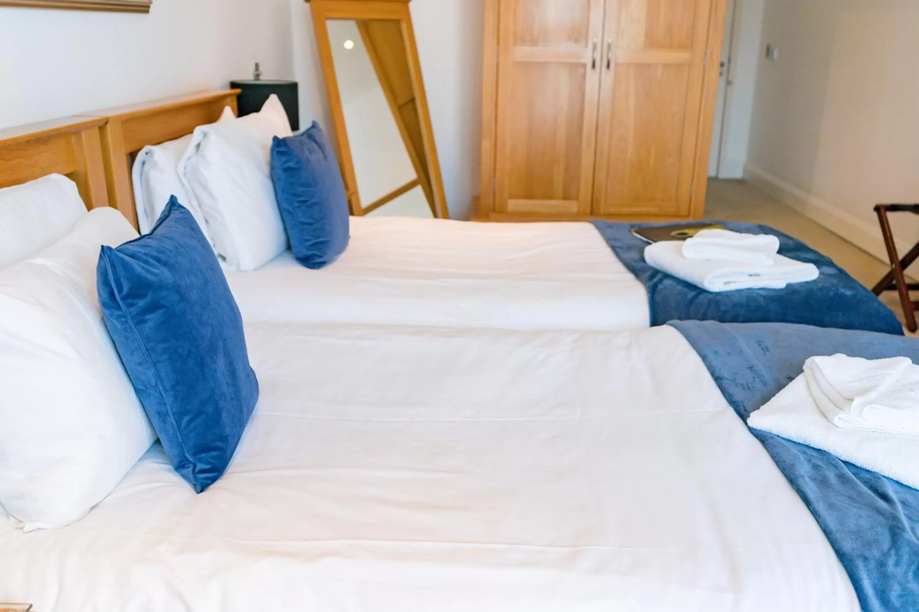 Standard Twin Room ( Not Dog Friendly) in St Giles House Standard Twin Room ( Not Dog Friendly) in St Giles House