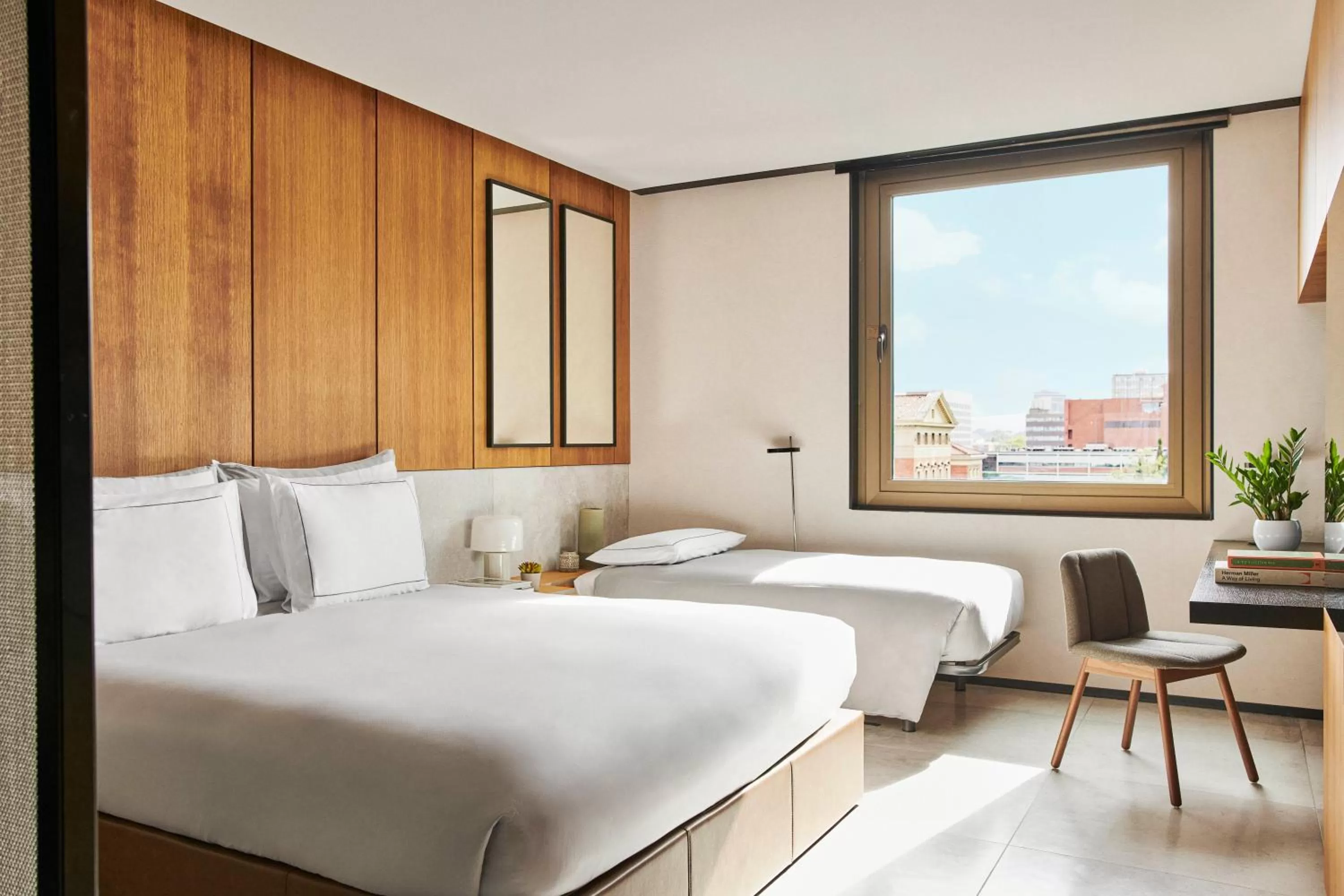 Bed in Grand Hyatt Barcelona