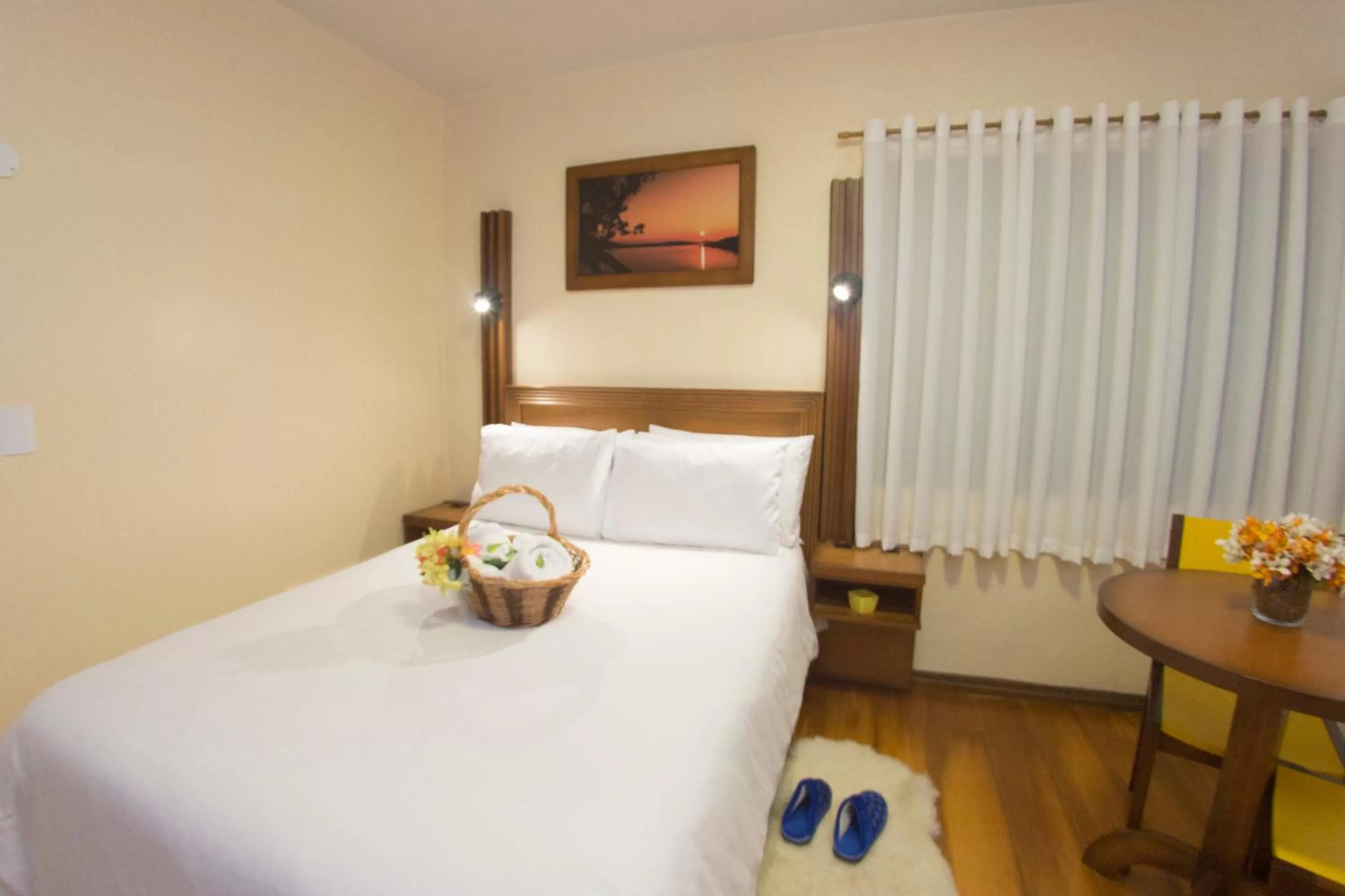 Bed in Pousada Green House by Conrado Vitali