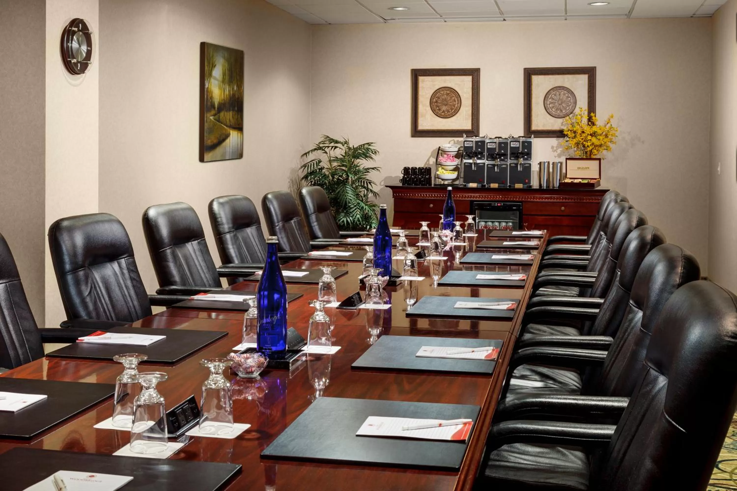 Meeting/conference room in APA Hotel Woodbridge