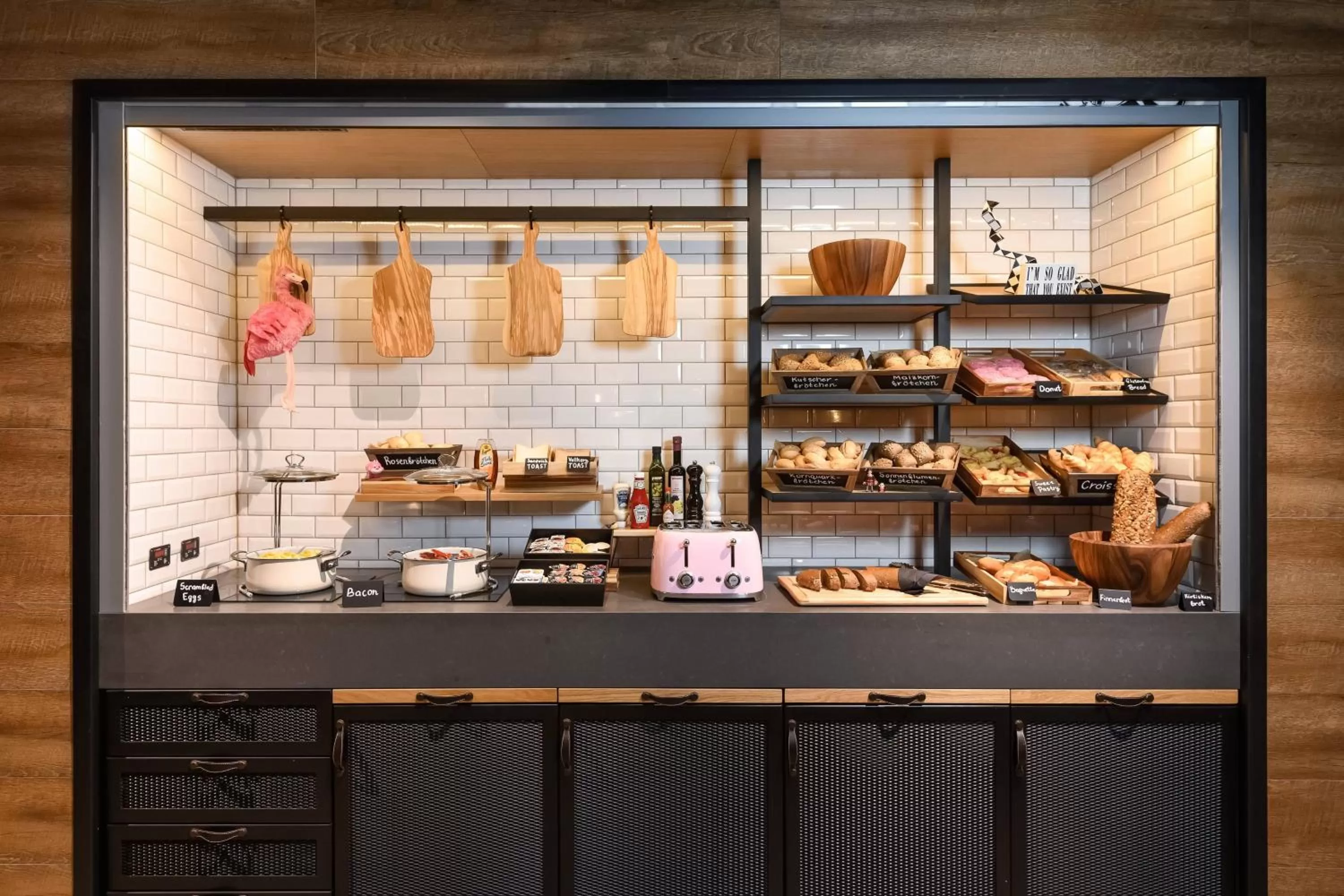 Breakfast in Moxy Dresden Neustadt