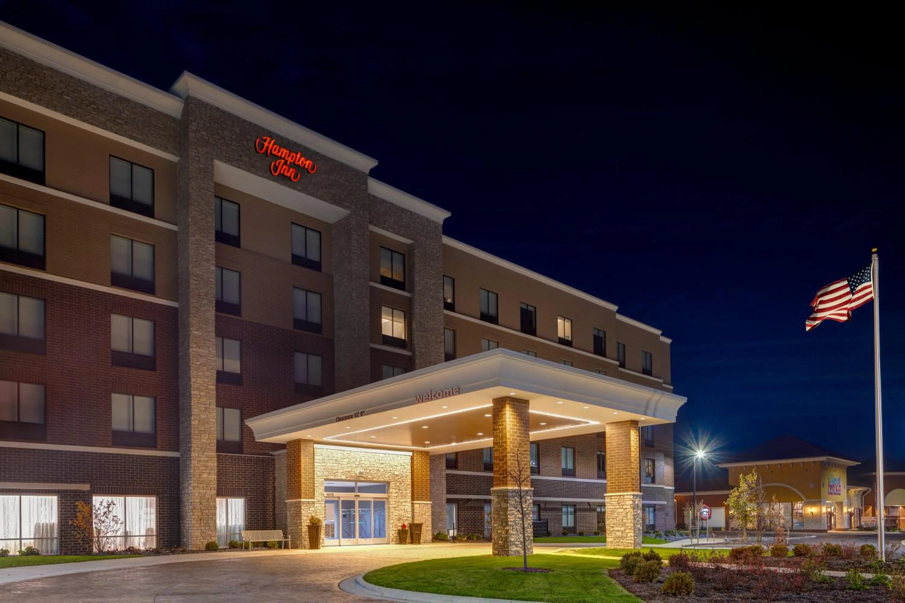 Property building in Hampton Inn Chicago Orland Park