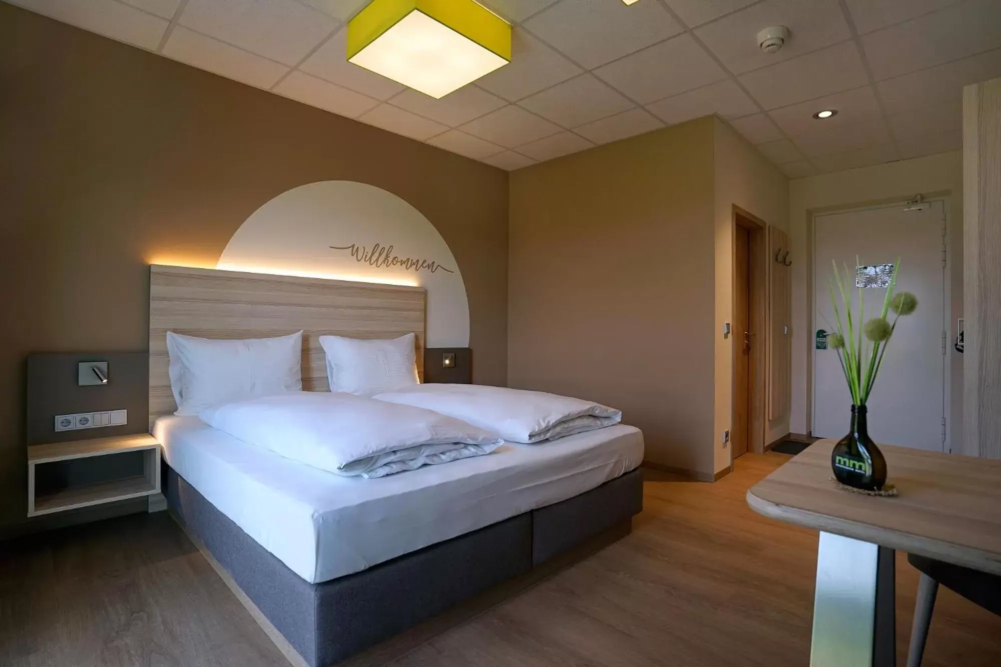 Mainfranken Motel - Anreise rund um die Uhr - Neueröffnung 2023 Mainfranken Motel - Anreise rund um die Uhr - Neueröffnung 2023