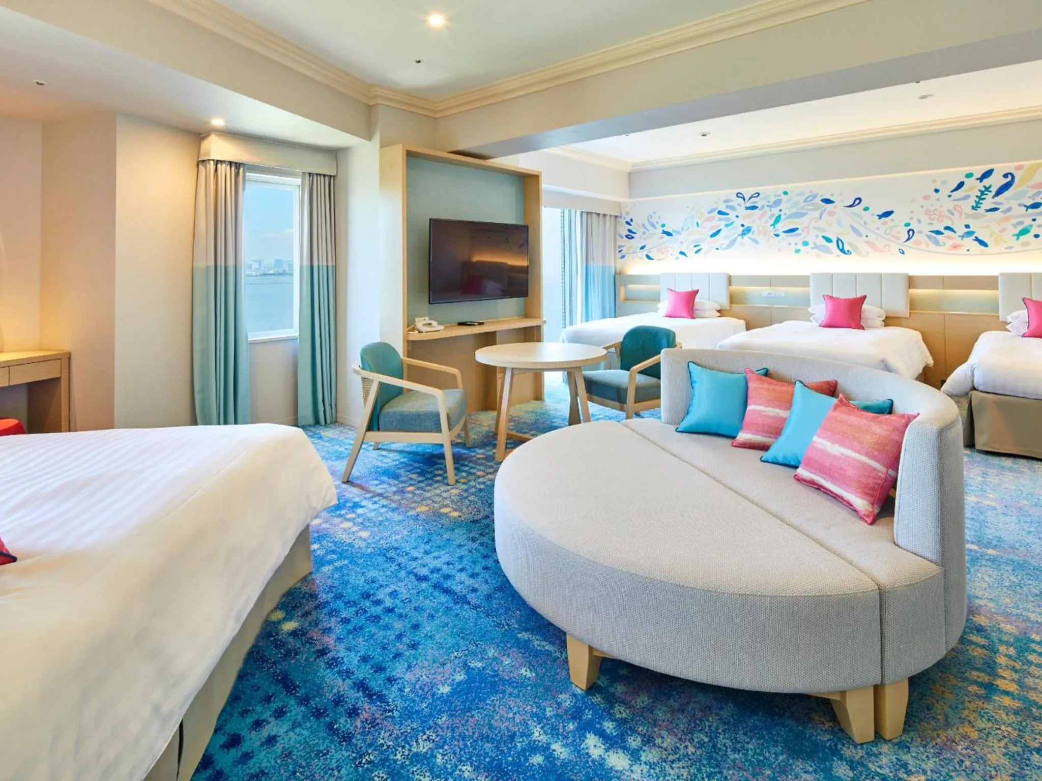 Photo of the whole room, Bed in Grand Nikko Tokyo Bay Maihama